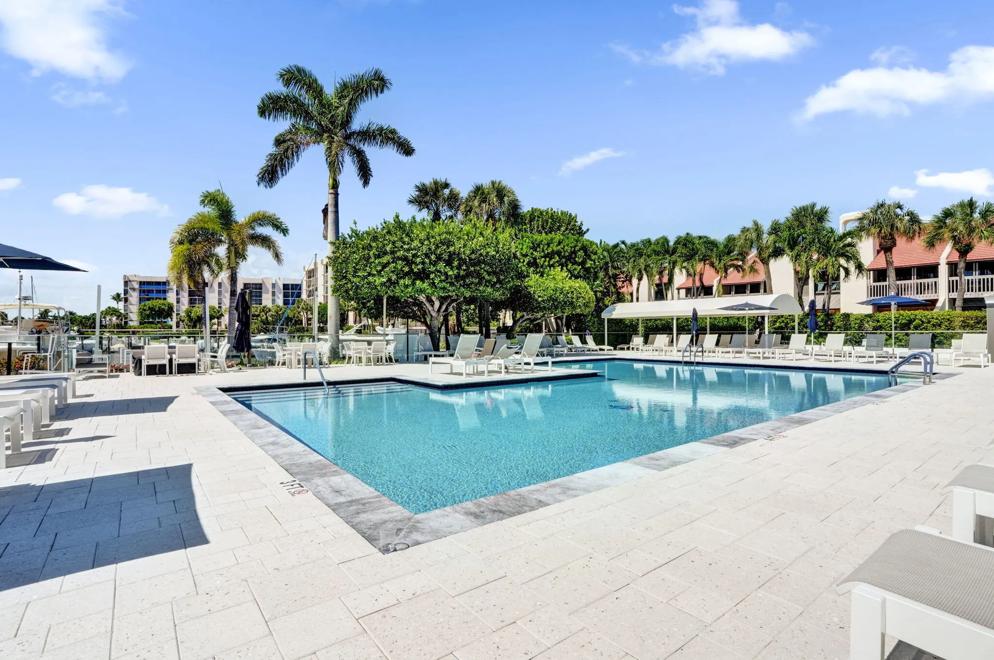 2687 N Ocean Boulevard #601