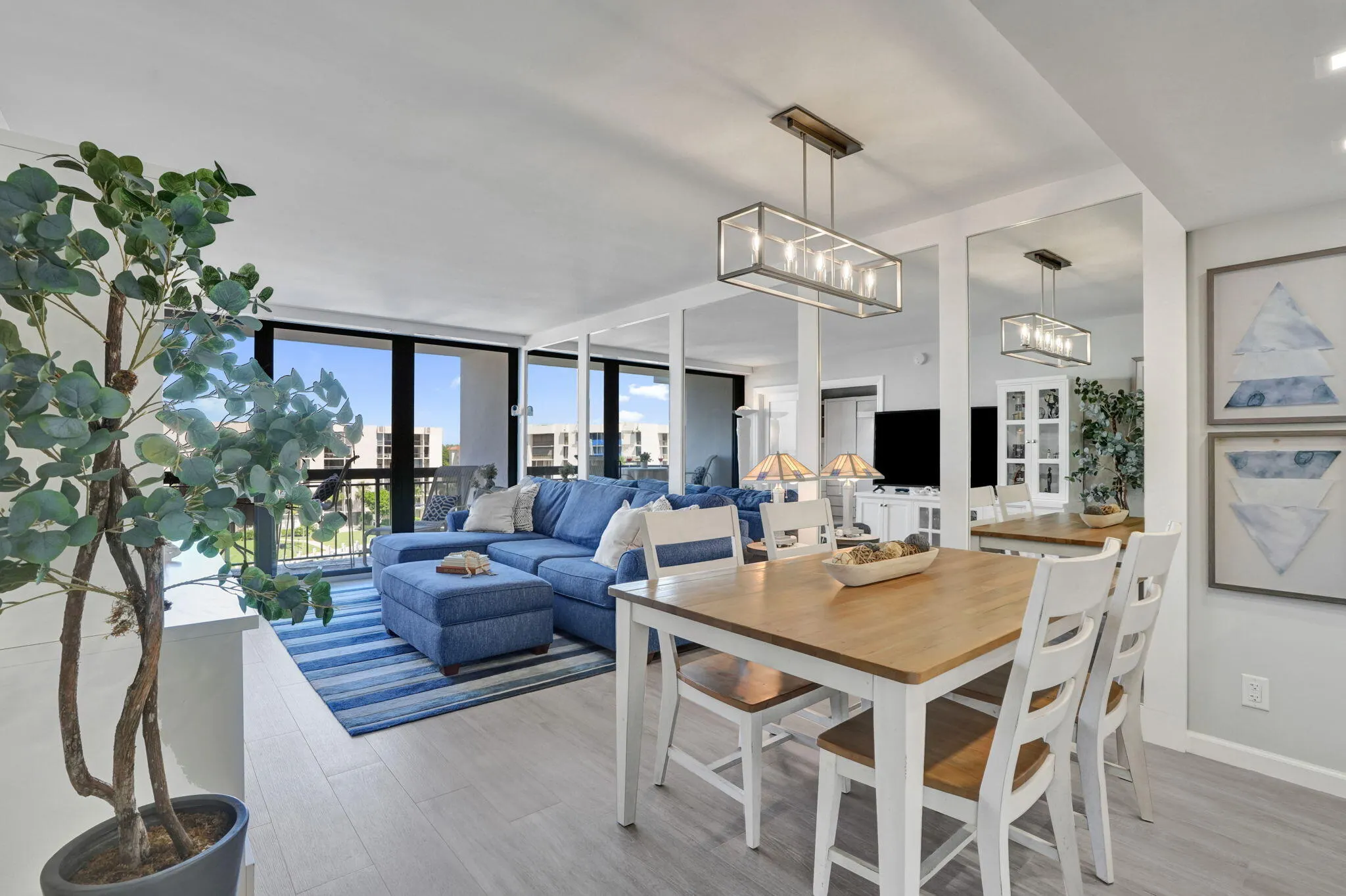 2687 N Ocean Boulevard #601