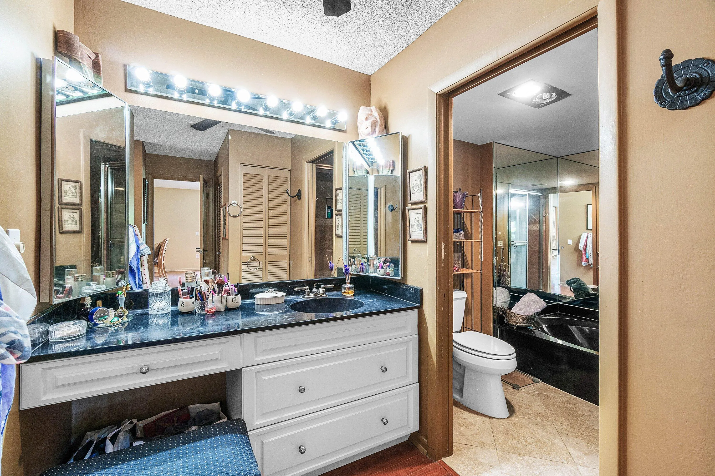 22 STRATFORD Drive E #22A