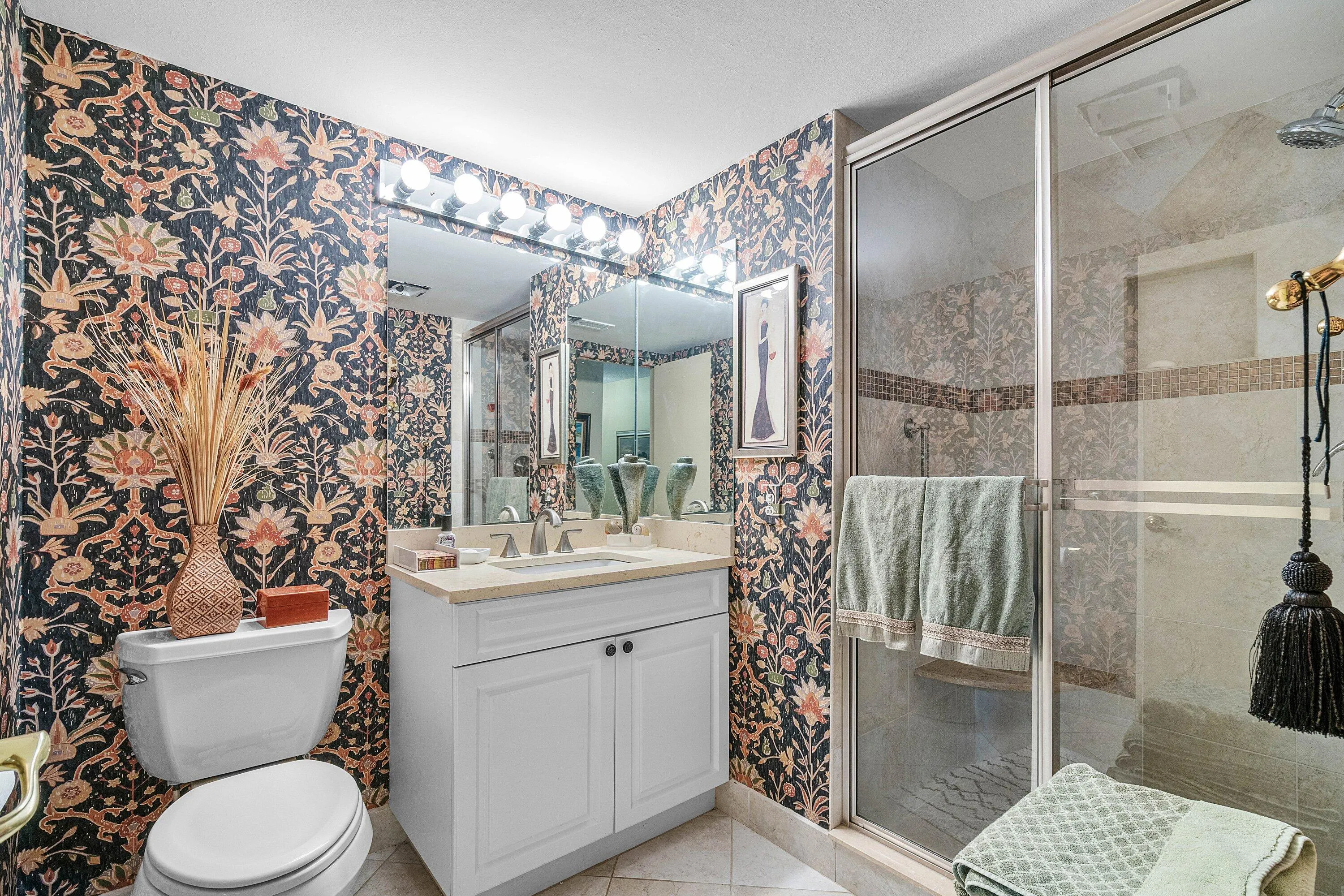22 STRATFORD Drive E #22A