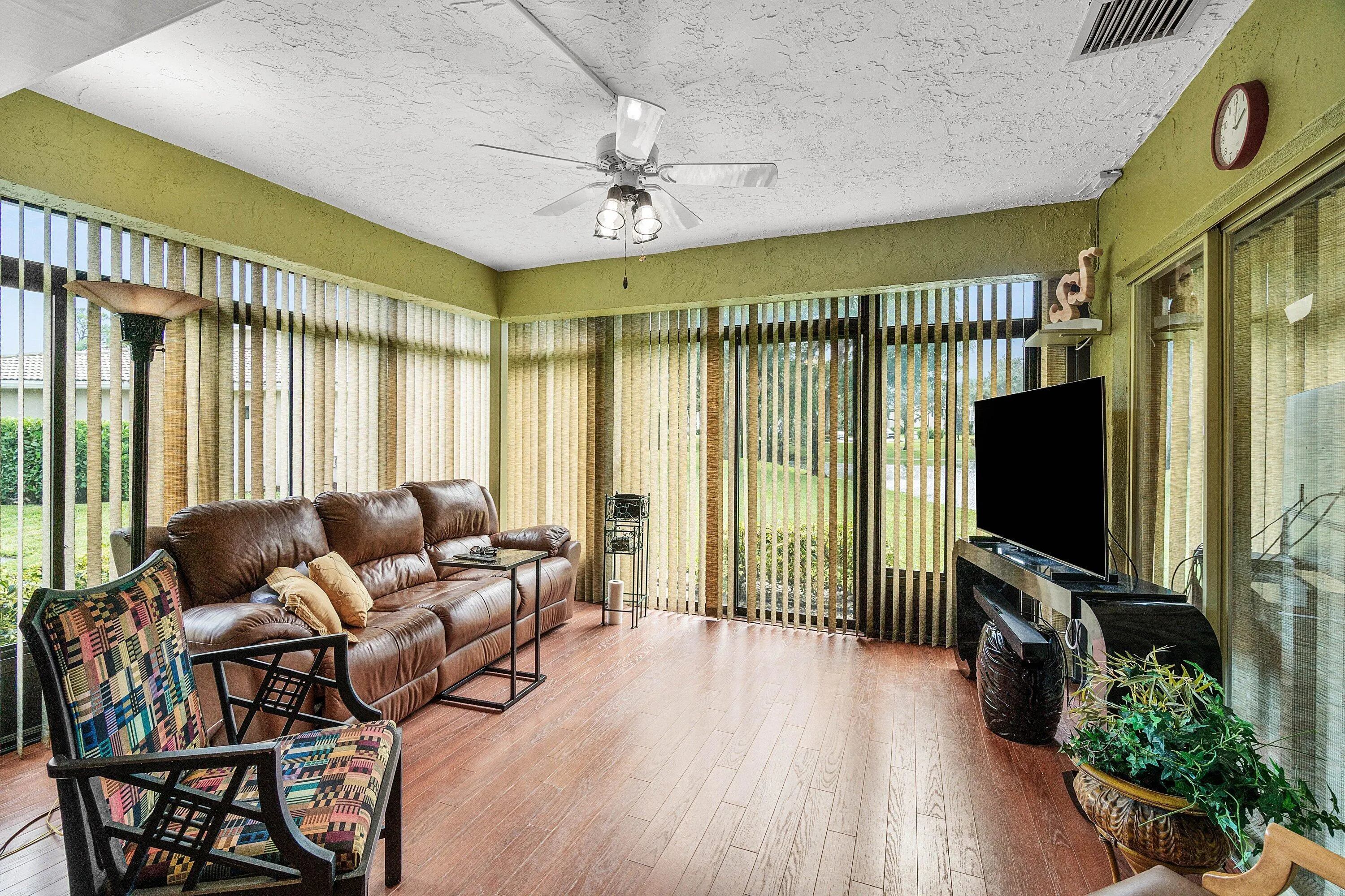 22 STRATFORD Drive E #22A