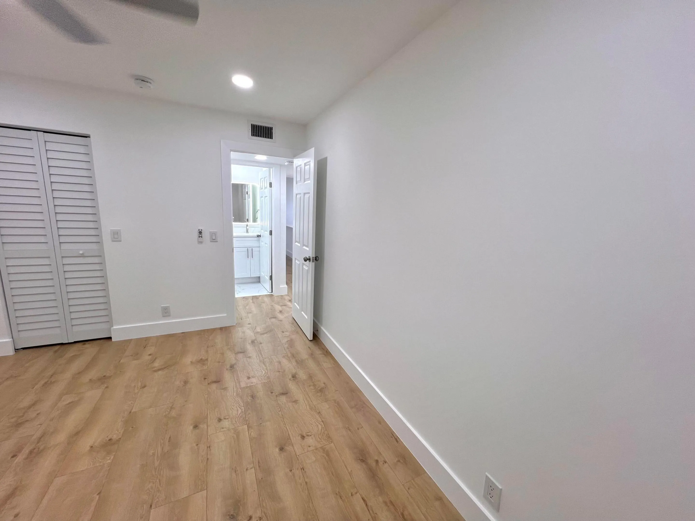 137 MONACO C