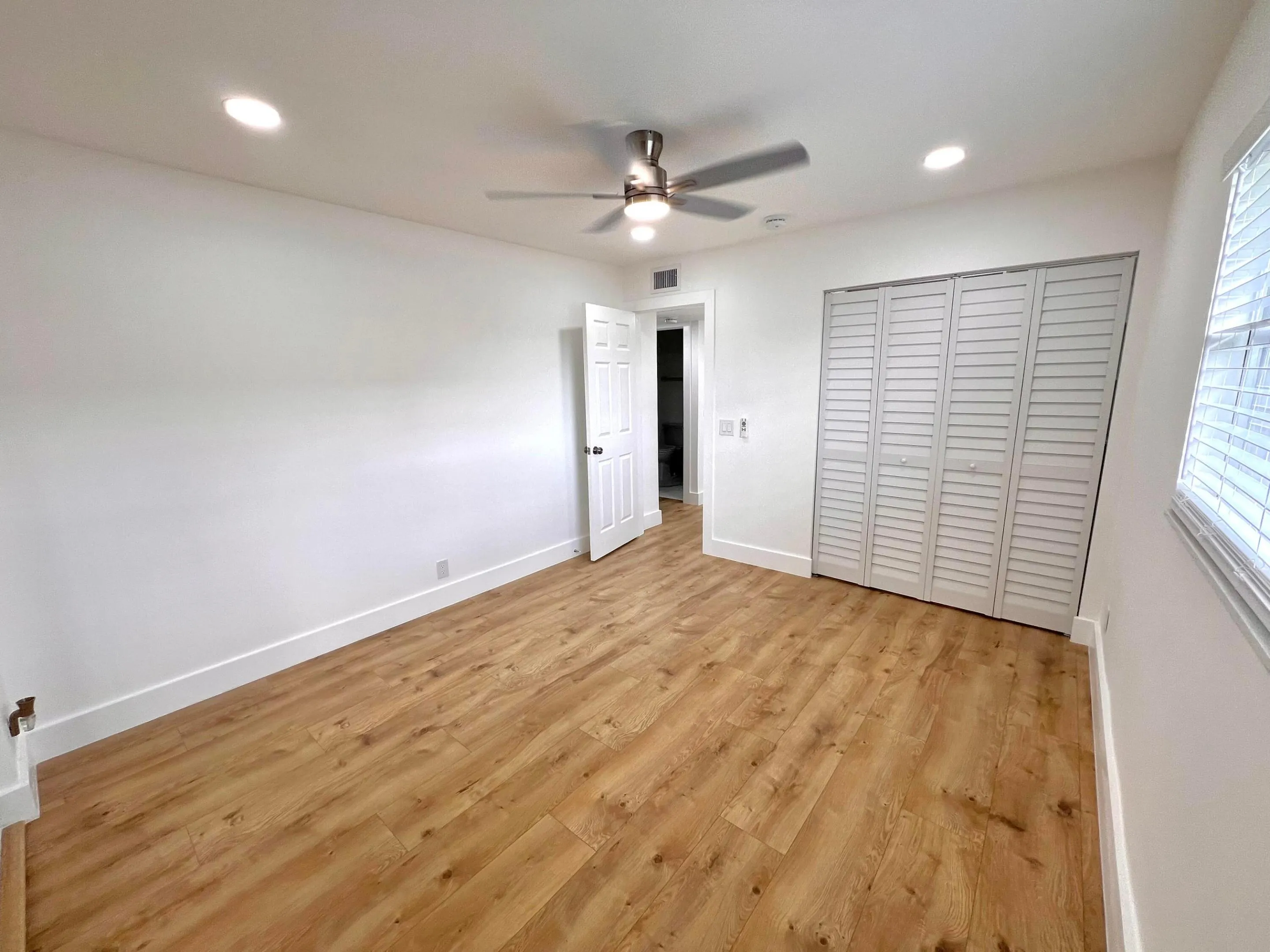 137 MONACO C