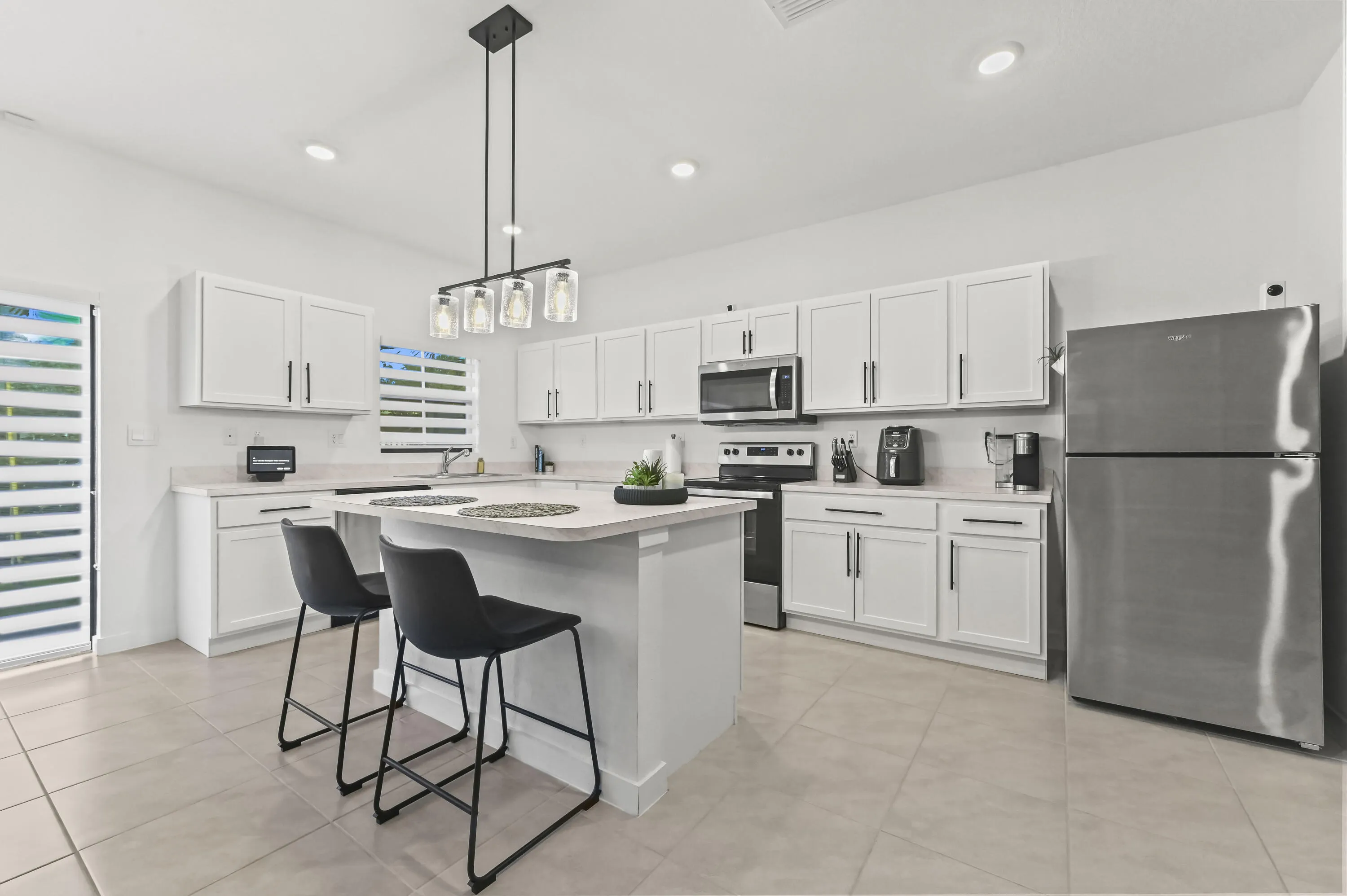 864 NW 3rd Terrace