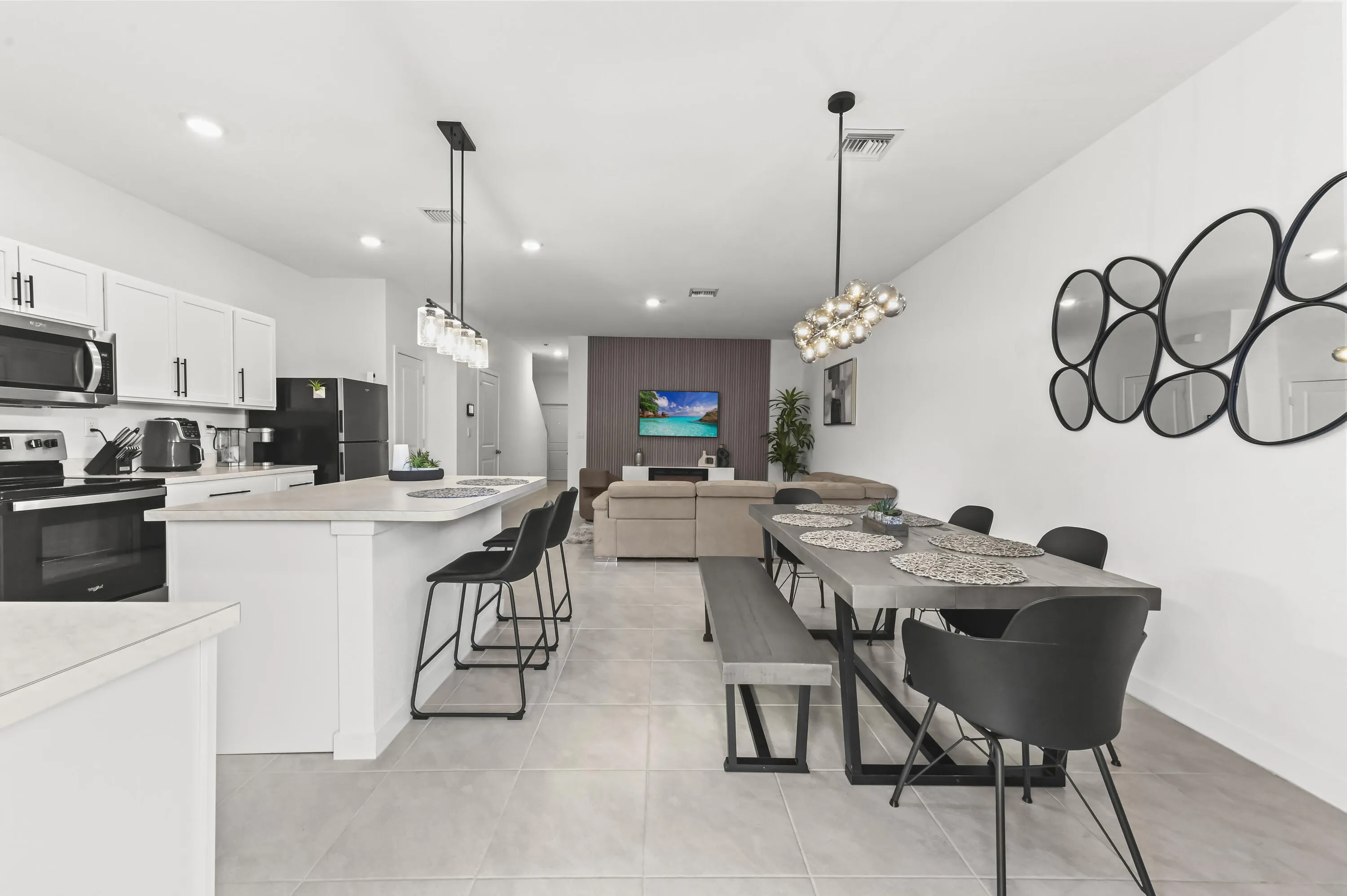 864 NW 3rd Terrace