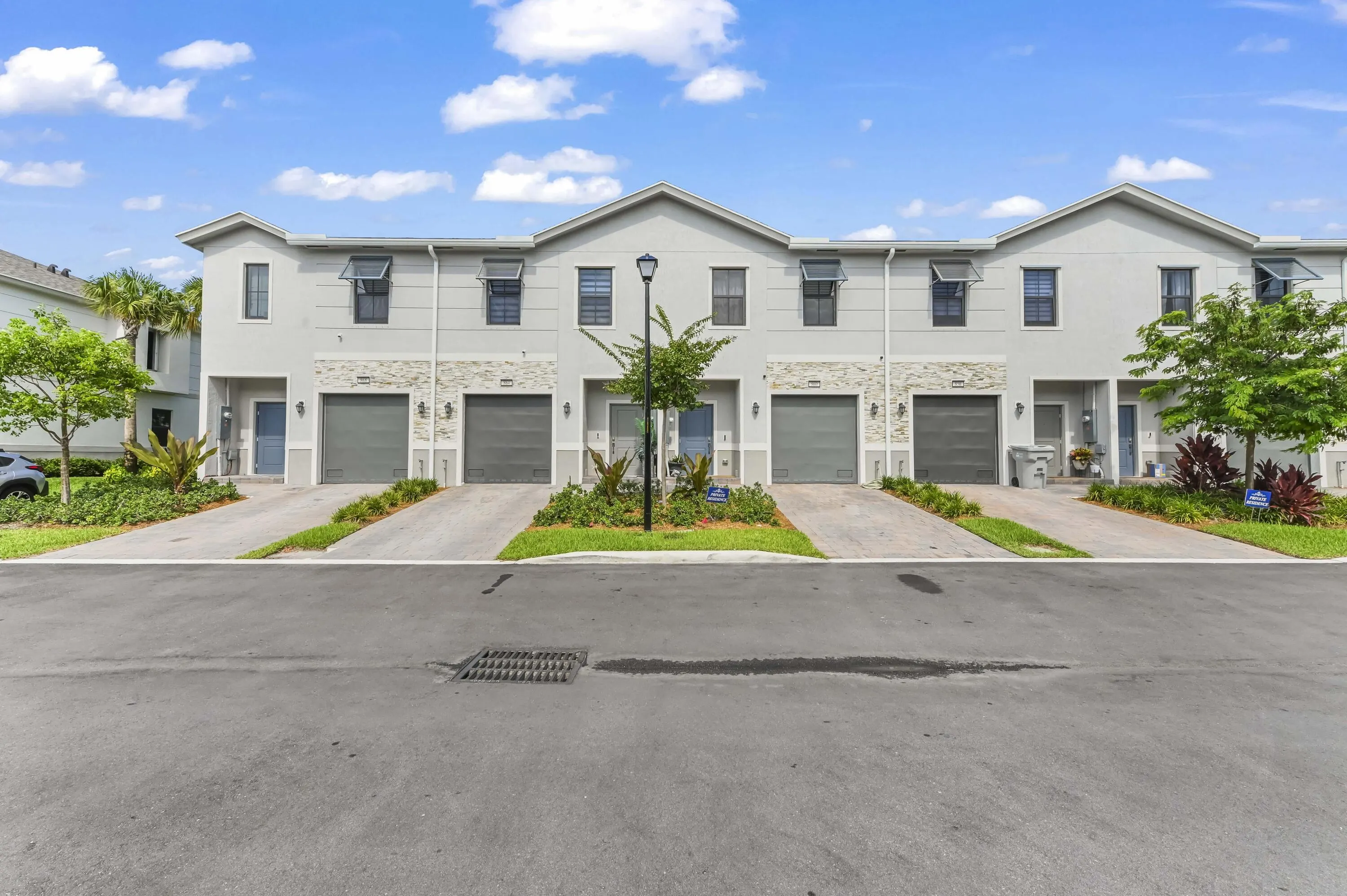 864 NW 3rd Terrace