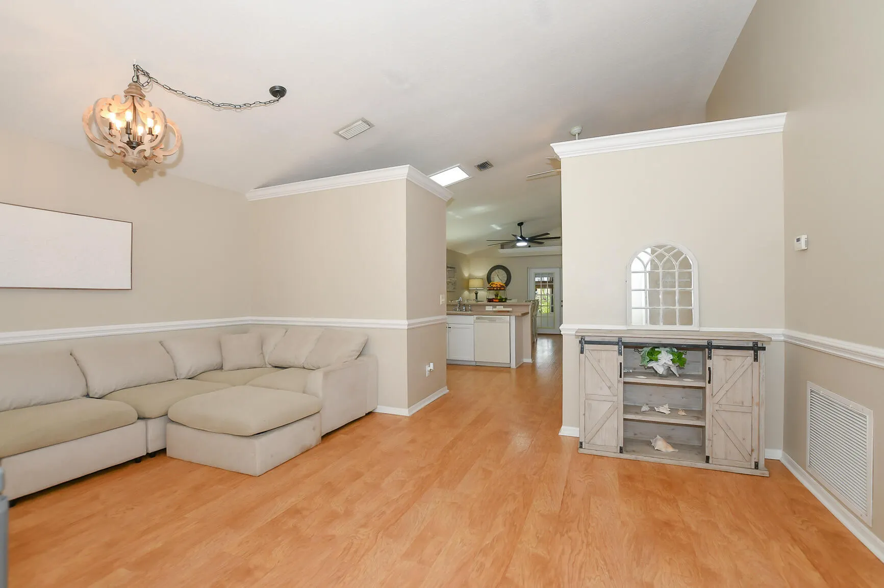 8209 Maidencane Place