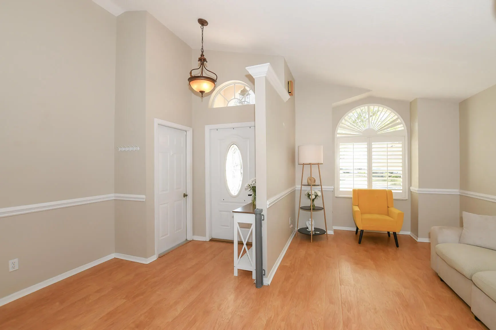 8209 Maidencane Place