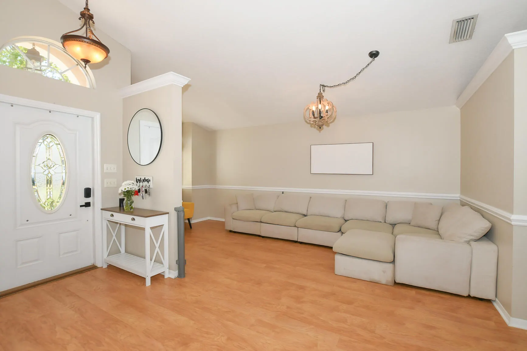 8209 Maidencane Place