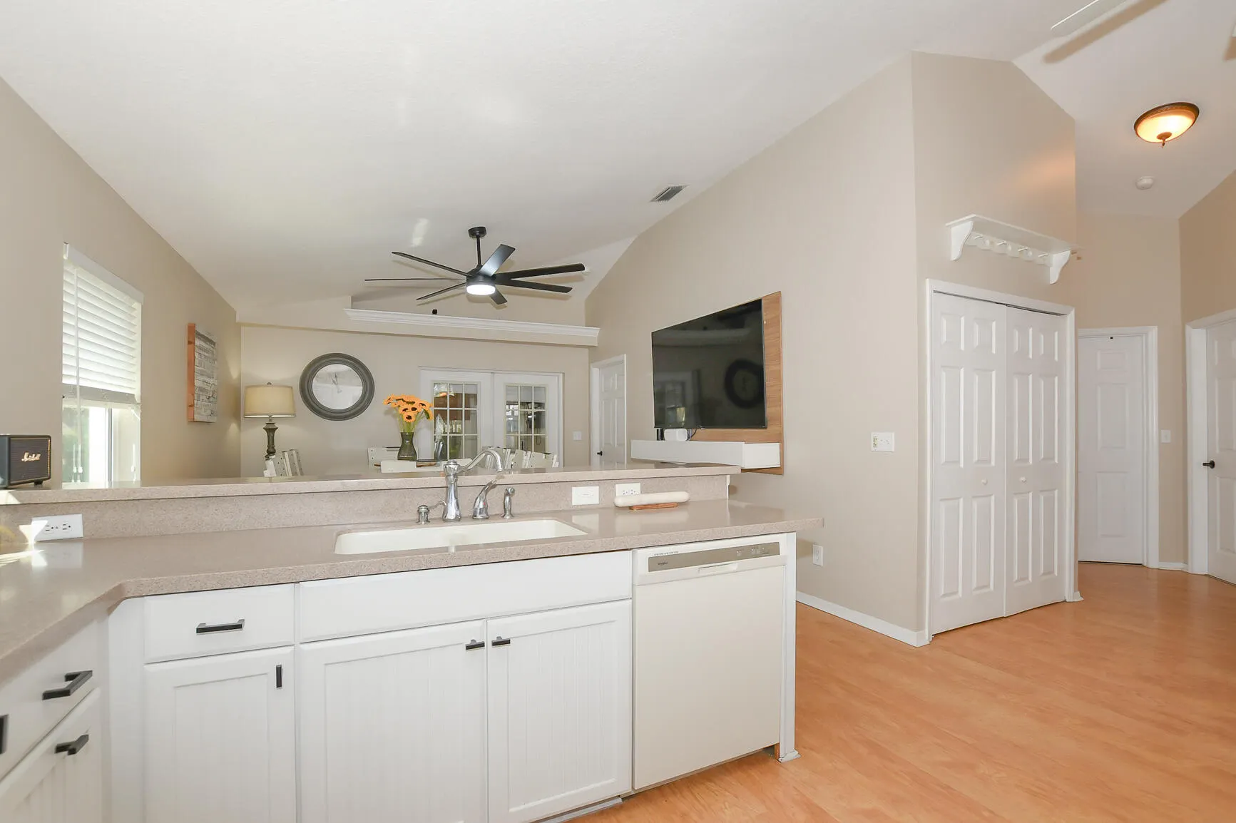 8209 Maidencane Place