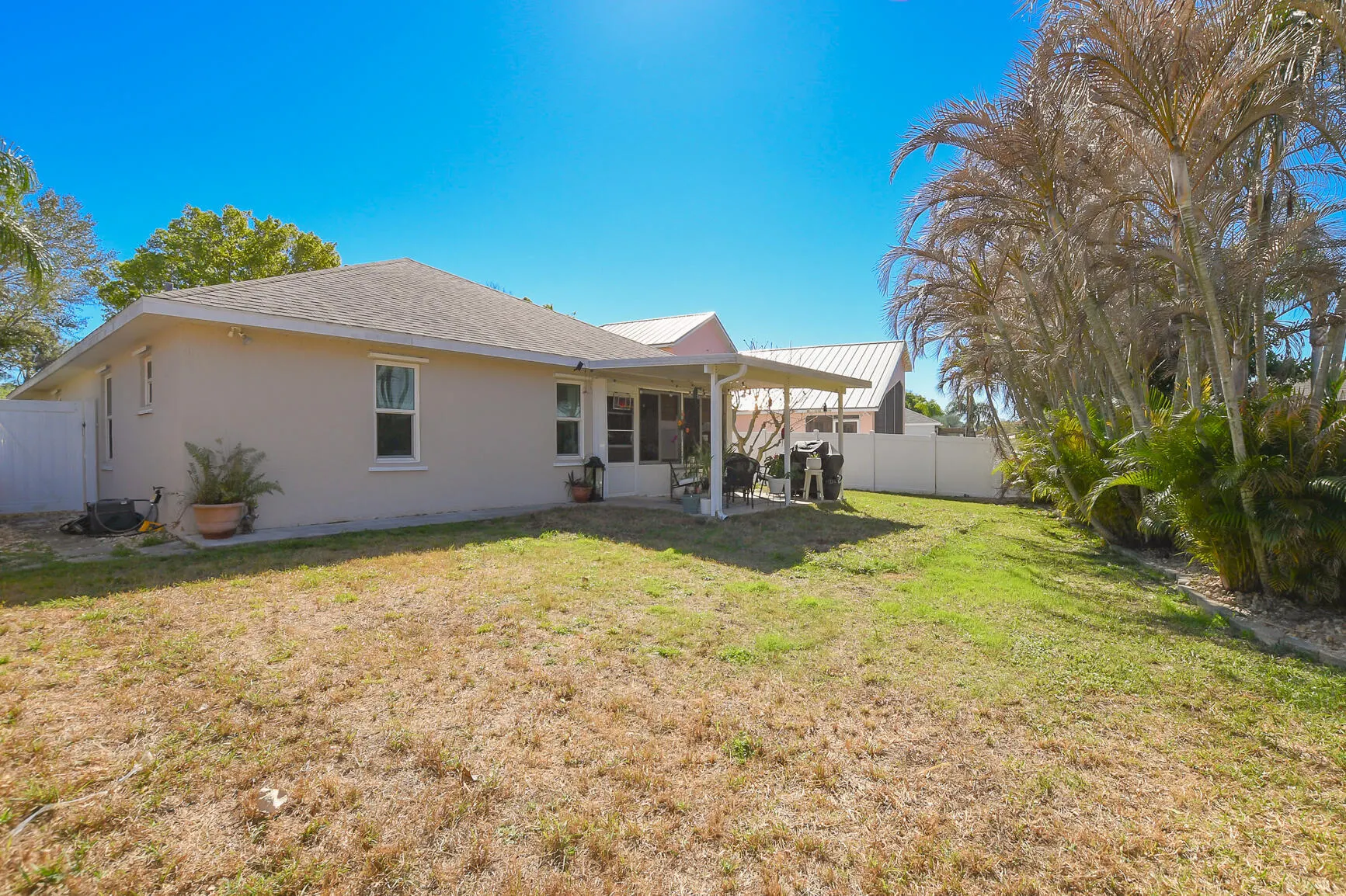 8209 Maidencane Place