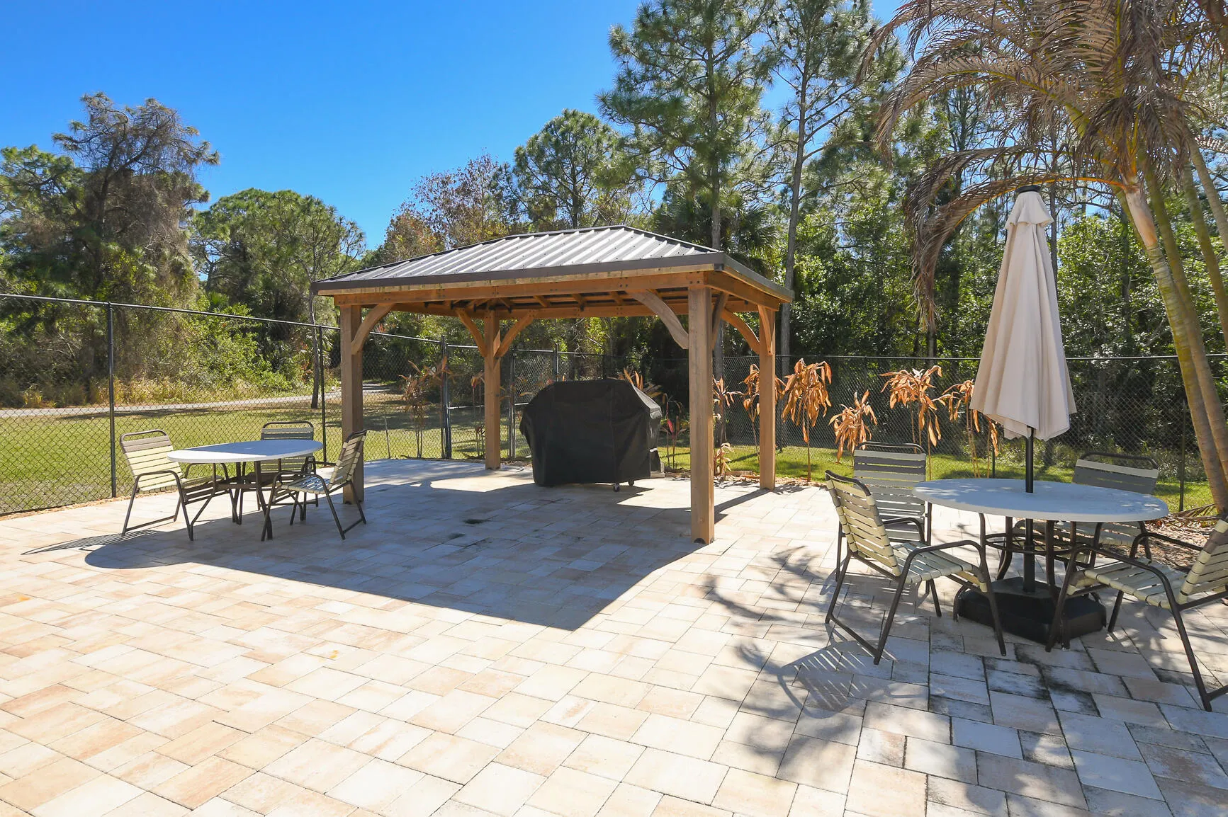 8209 Maidencane Place