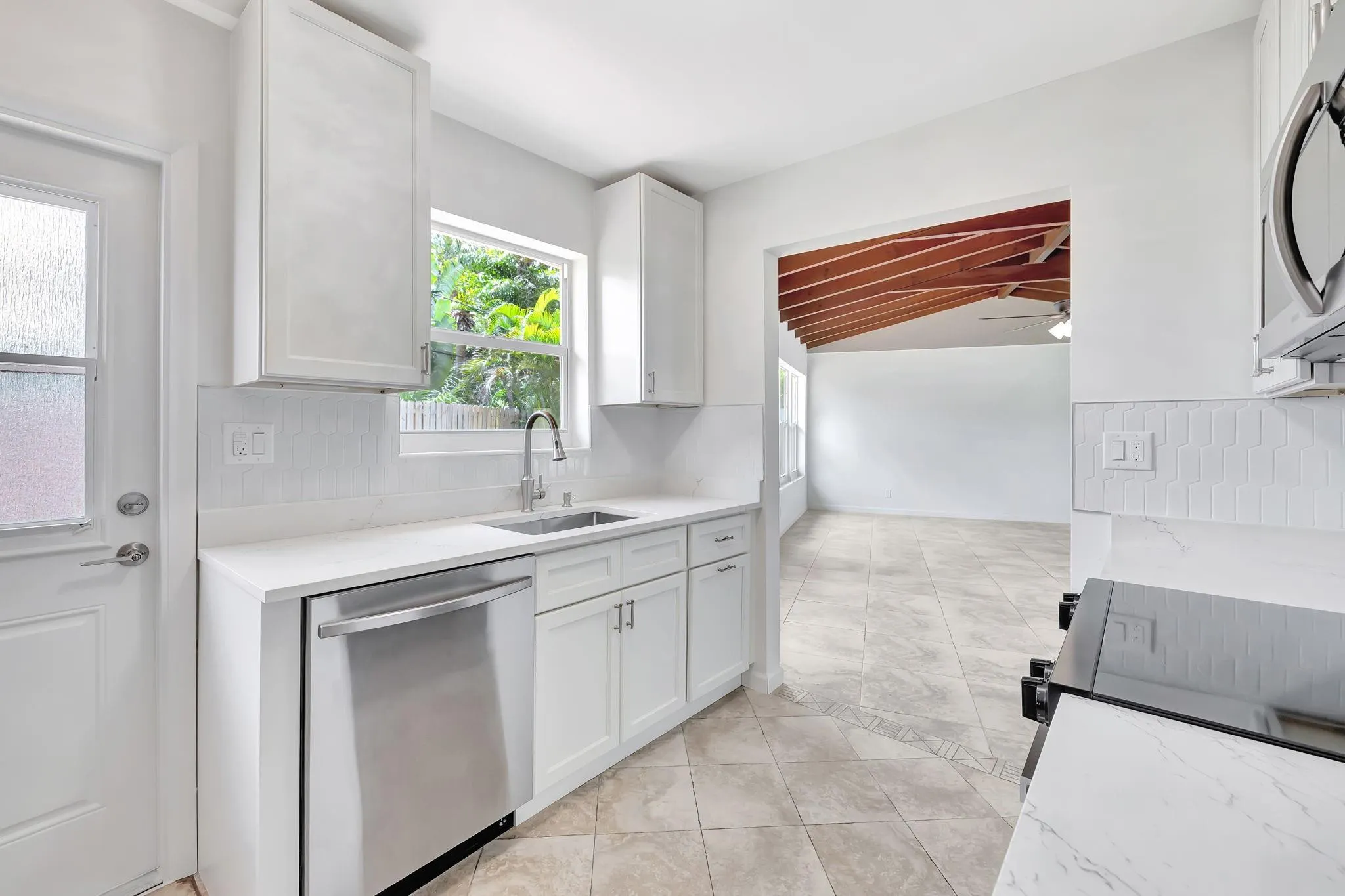 2680 NE 19TH Street
