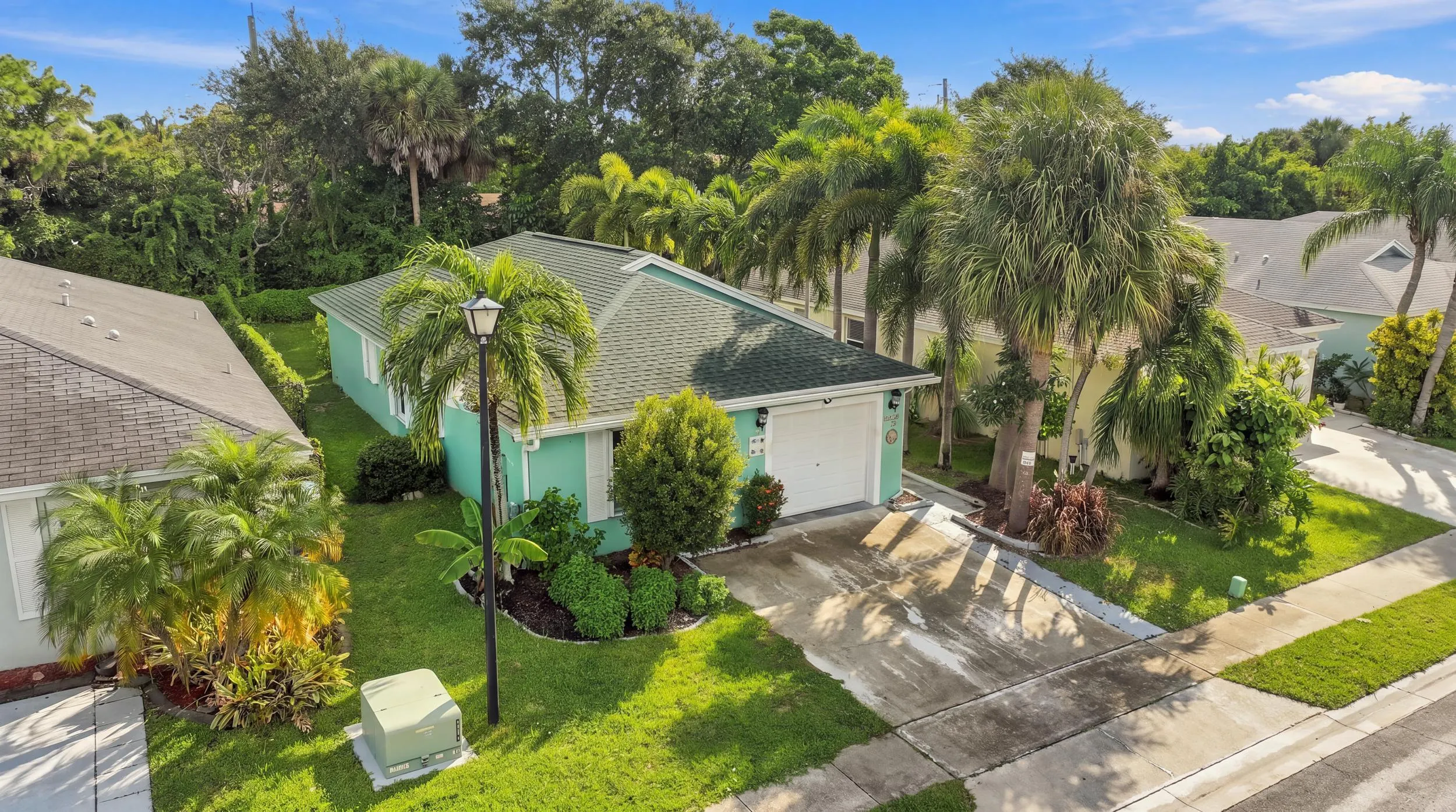 184 HEMING Way