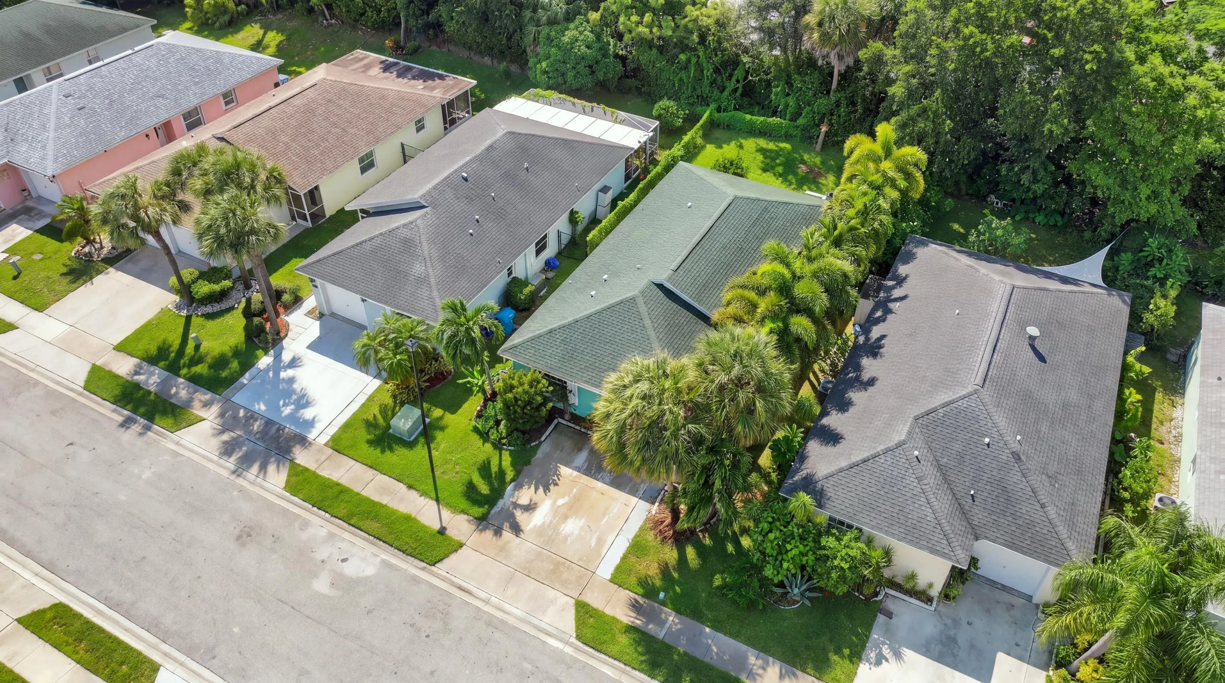 184 HEMING Way