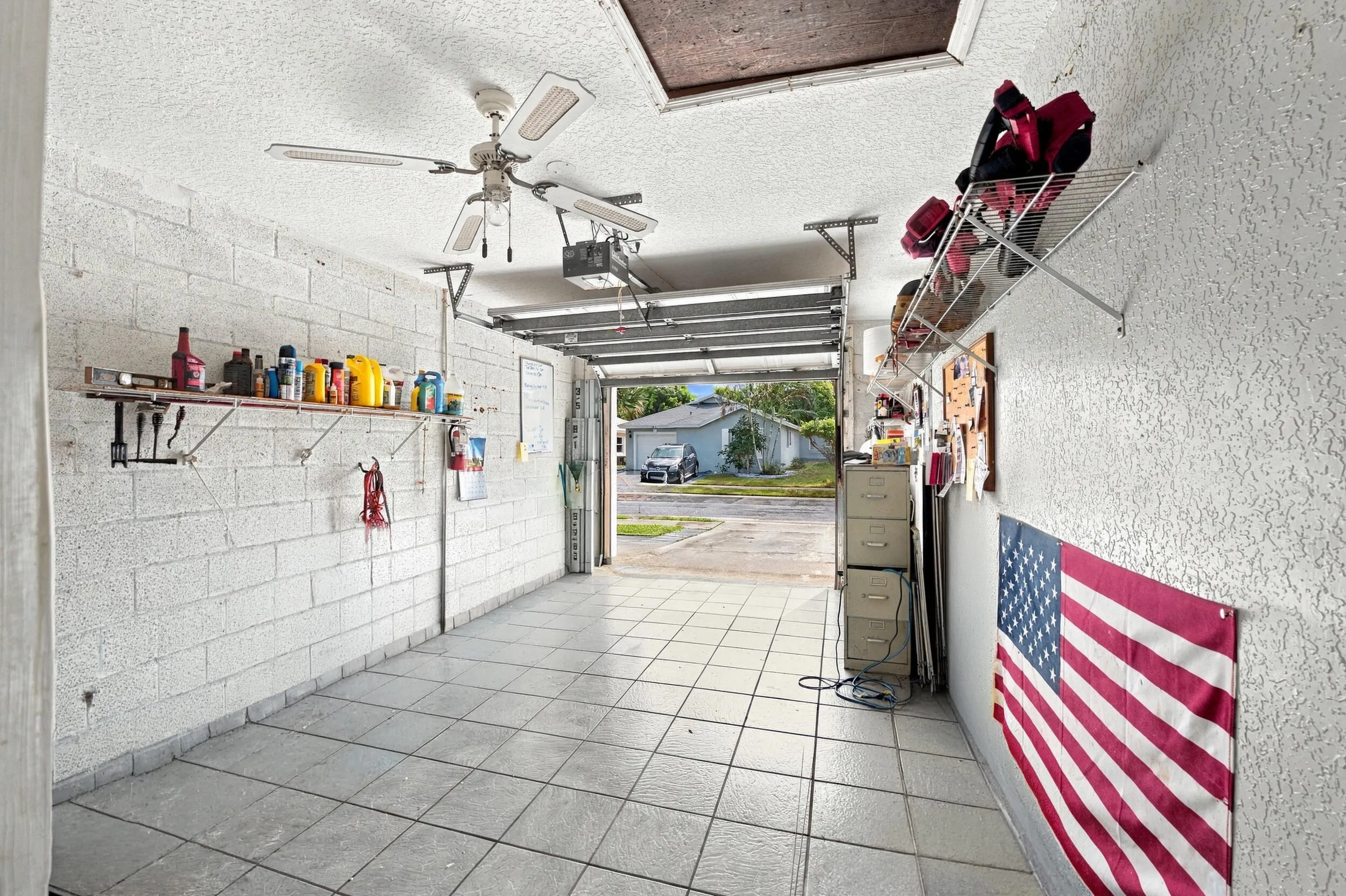 184 HEMING Way