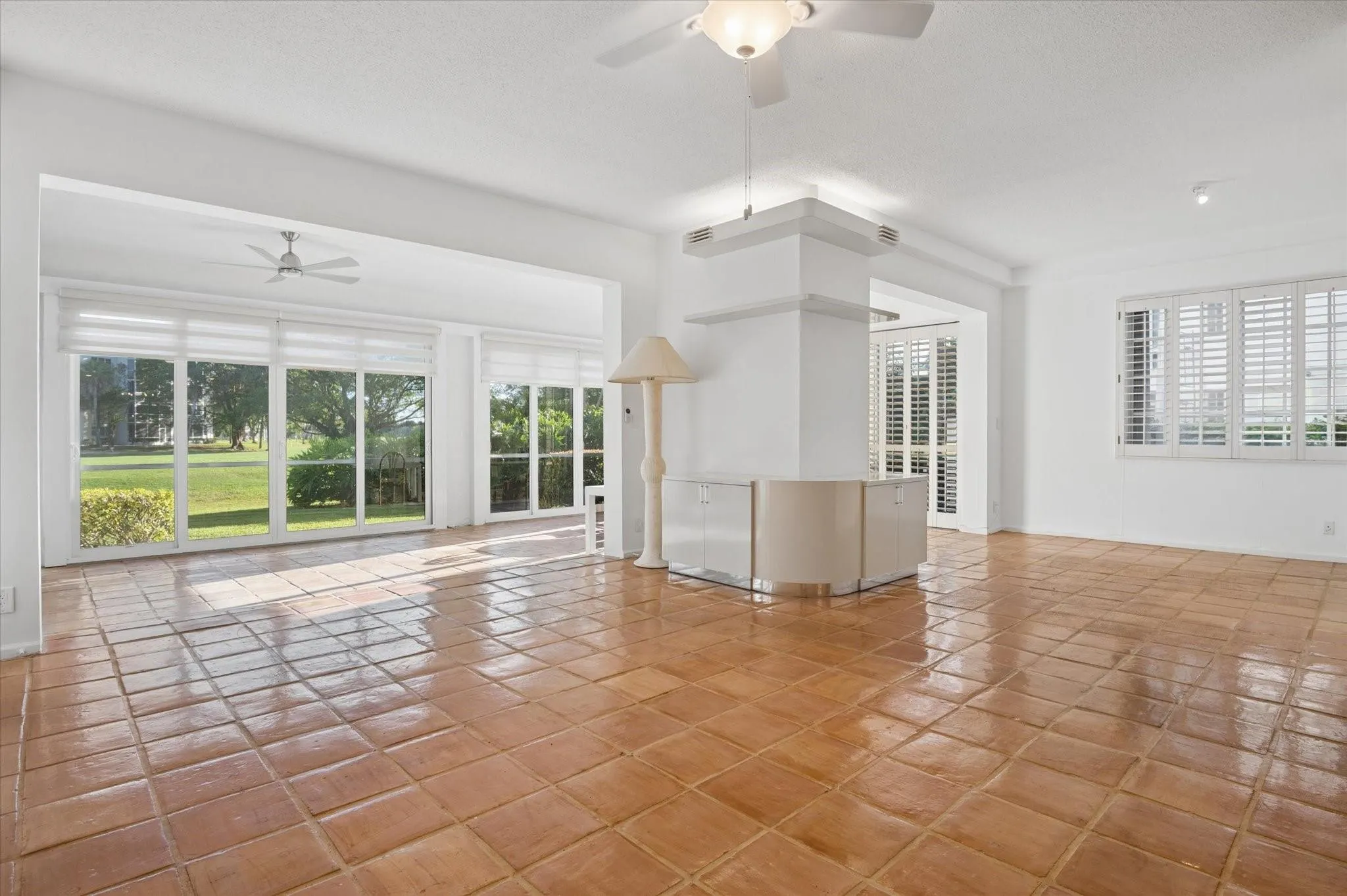 4110 W Palm Aire Drive #101B