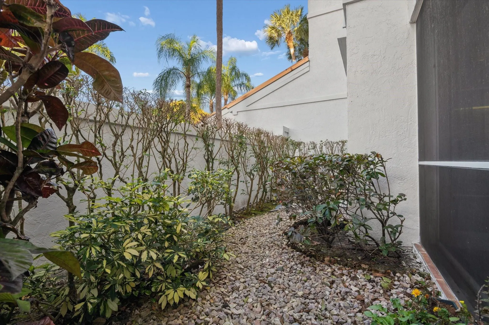 4110 W Palm Aire Drive #101B