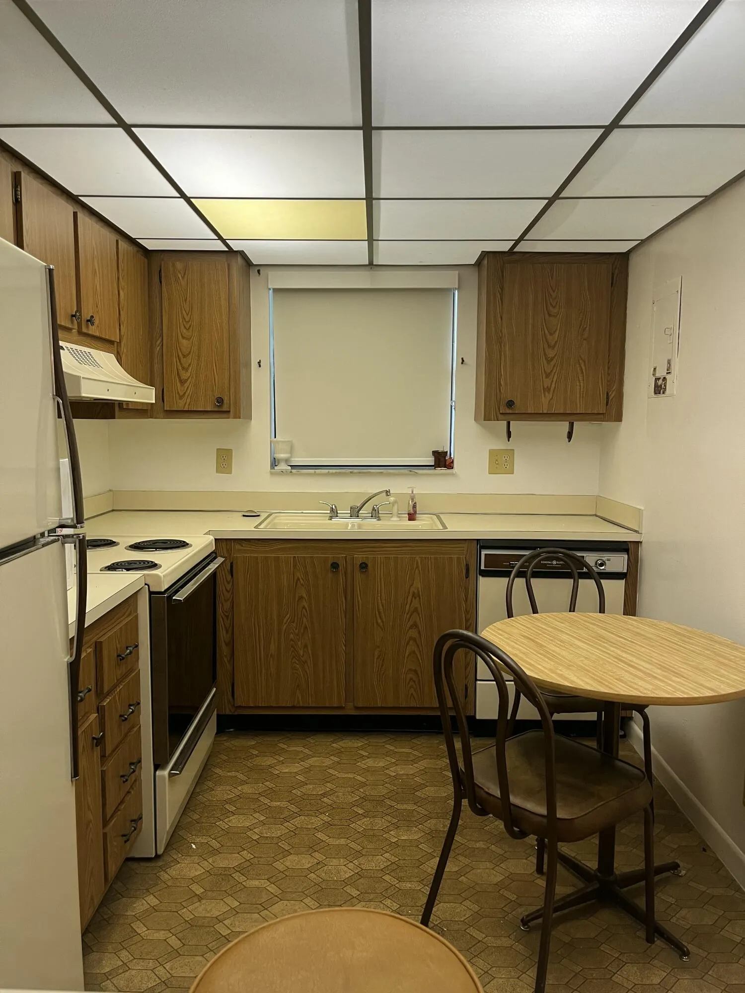 1961 W WOOLBRIGHT Road #D103