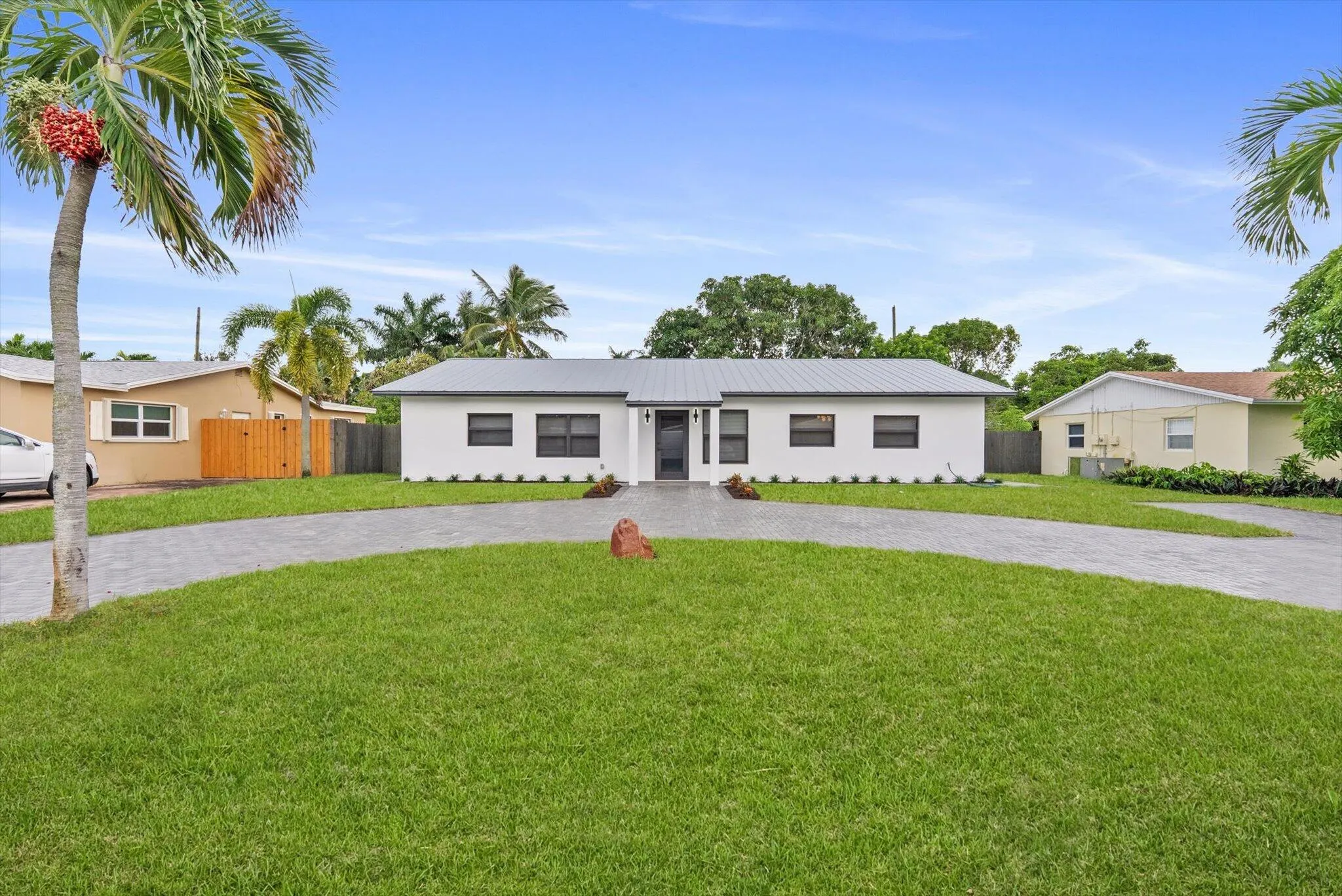 162 SE 27TH Way