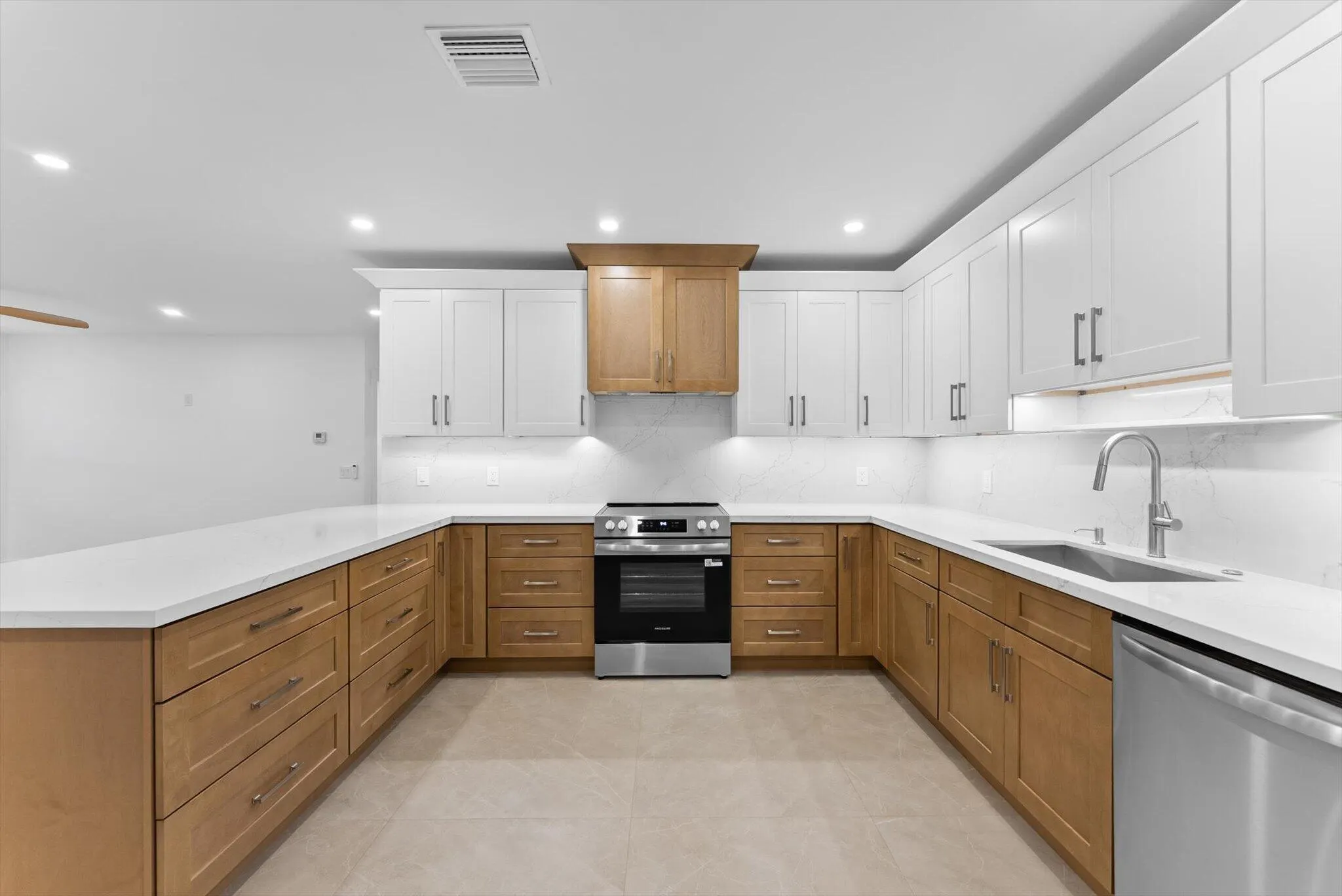 162 SE 27TH Way