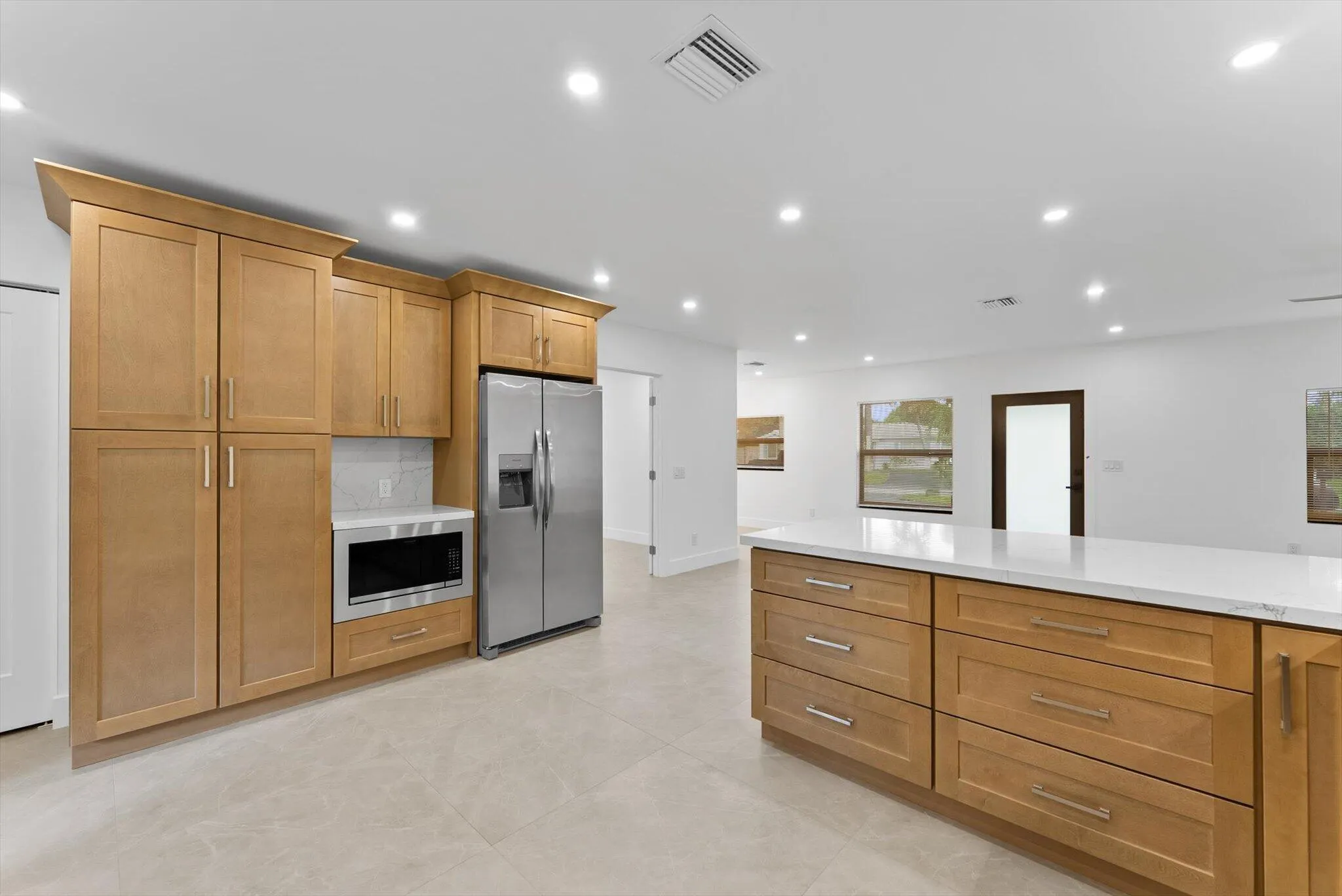 162 SE 27TH Way