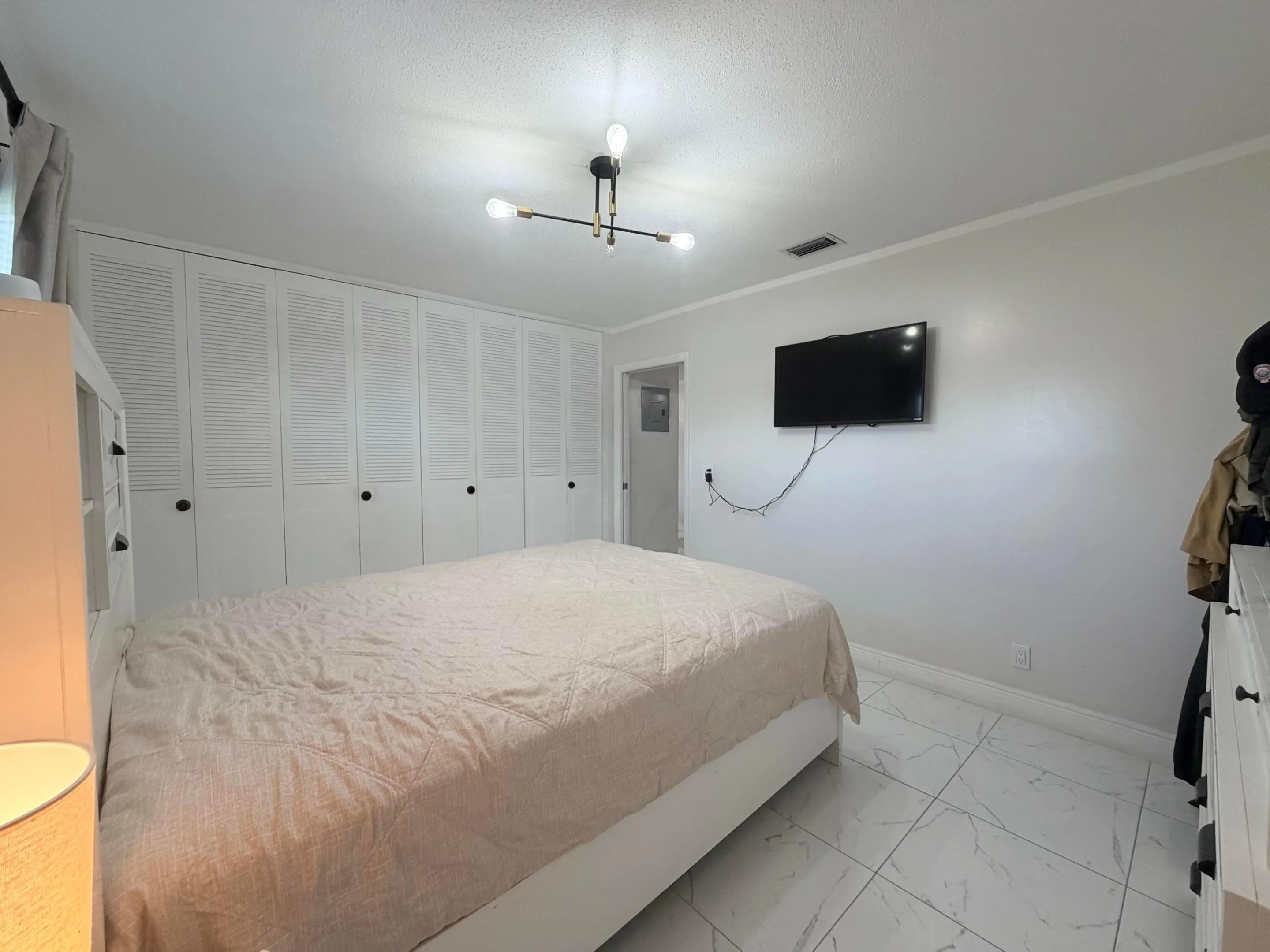 2965 CROSLEY Drive W #G
