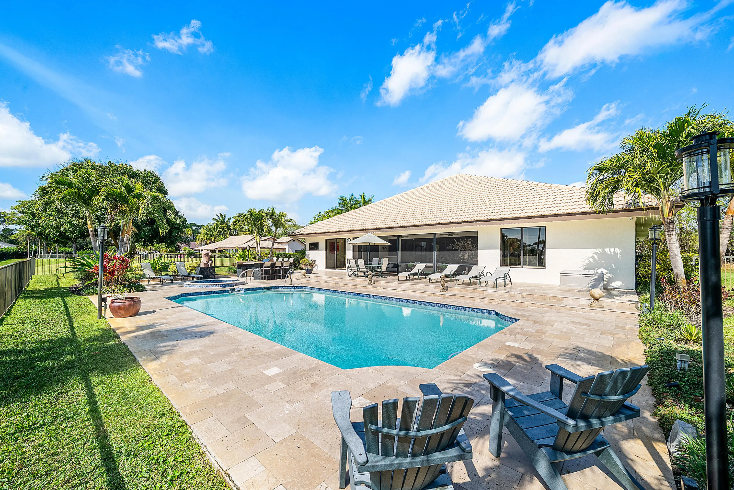 5221 Estates Drive