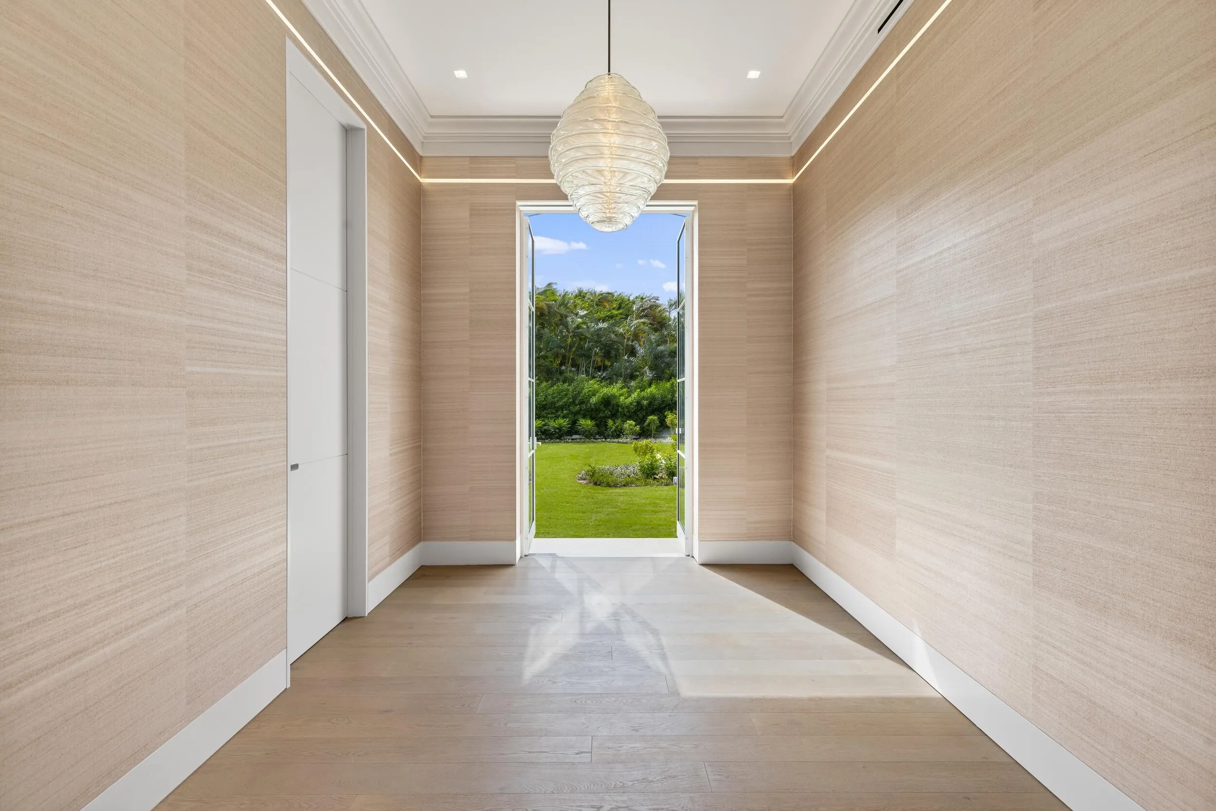 200 Regents Park Road