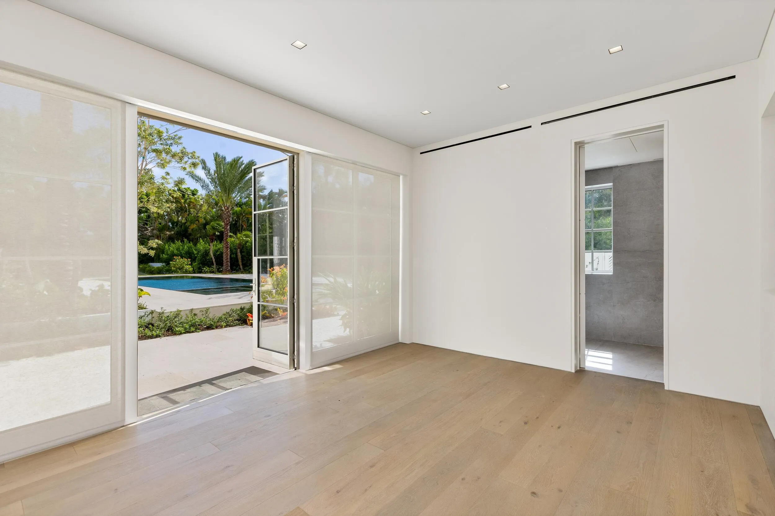 200 Regents Park Road