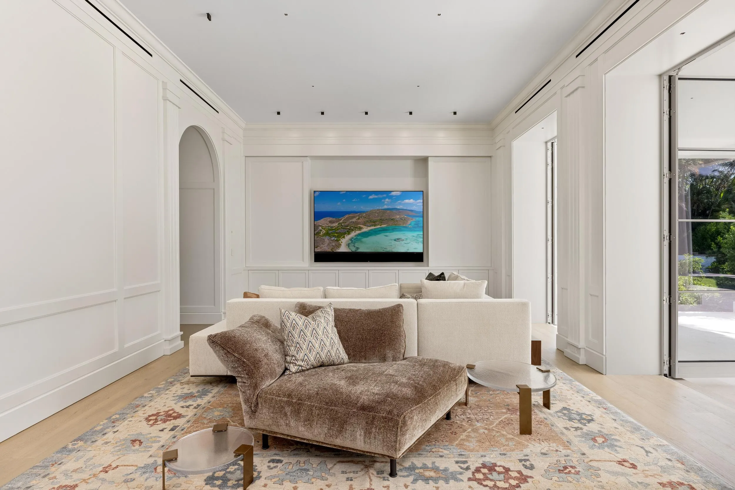 200 Regents Park Road