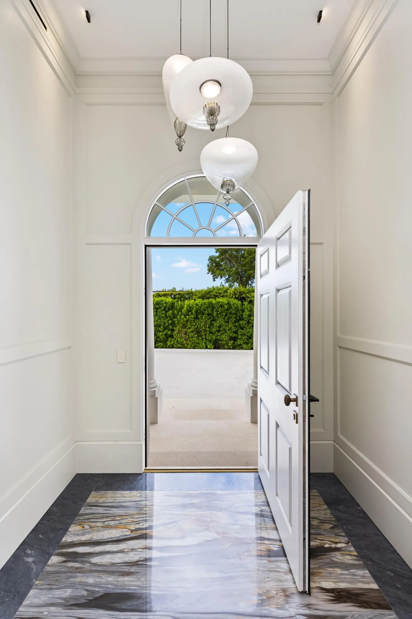 200 Regents Park Road