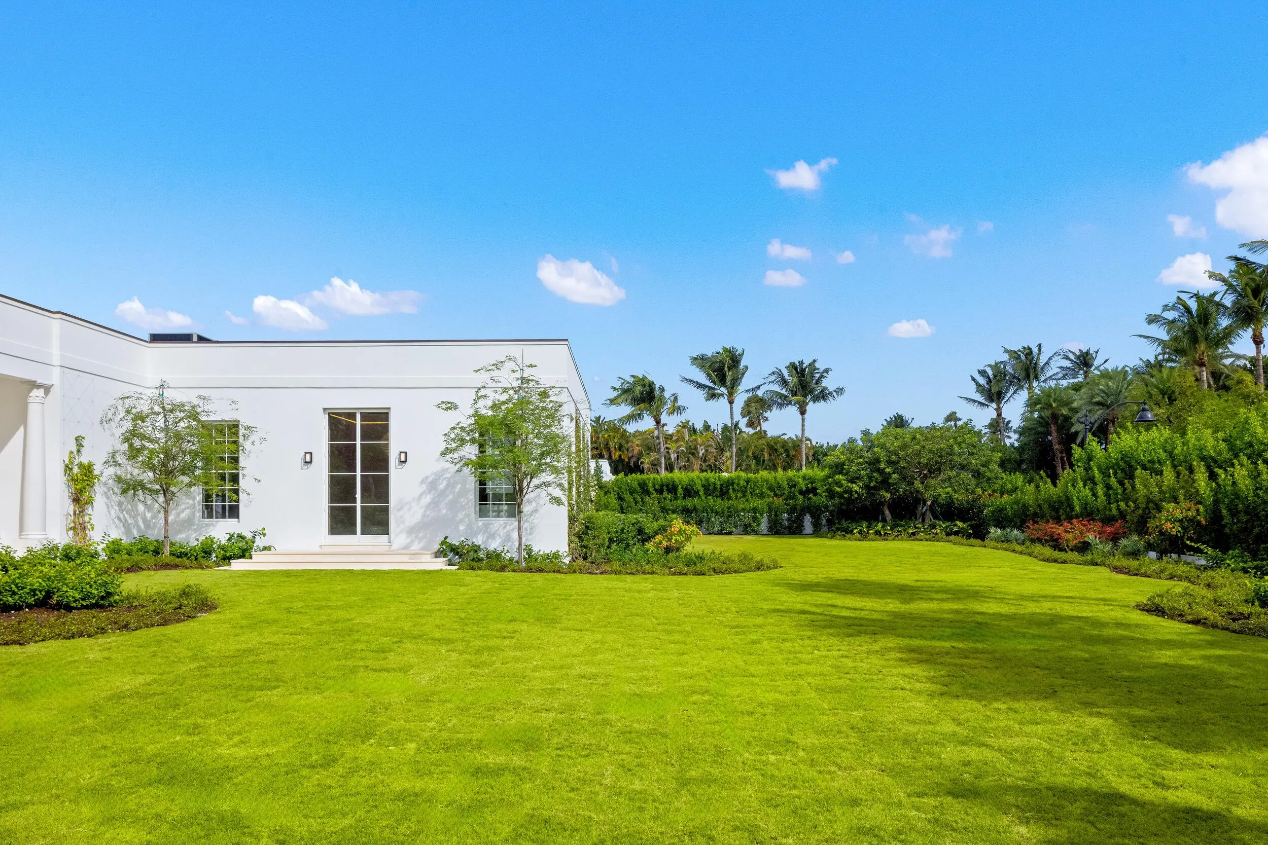 200 Regents Park Road
