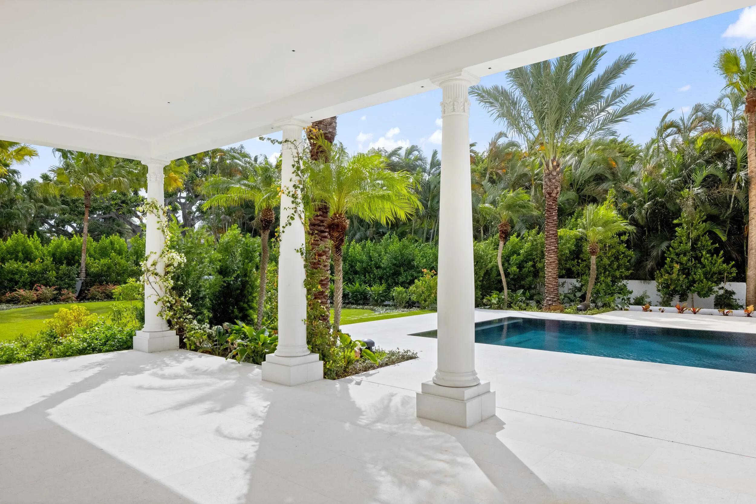 200 Regents Park Road