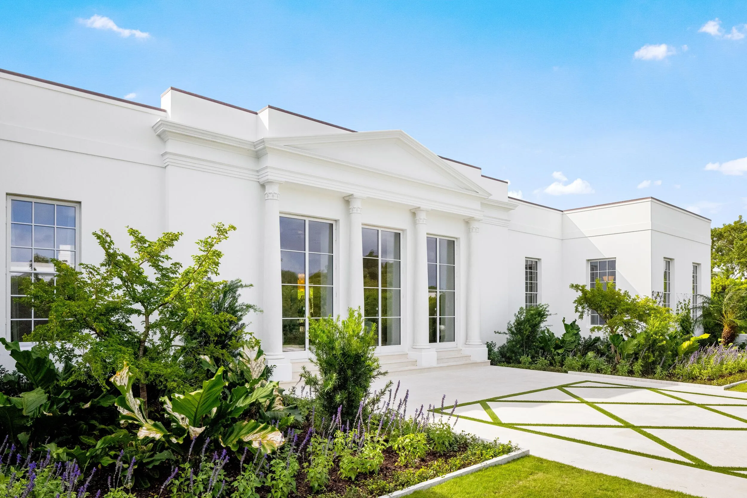 200 Regents Park Road