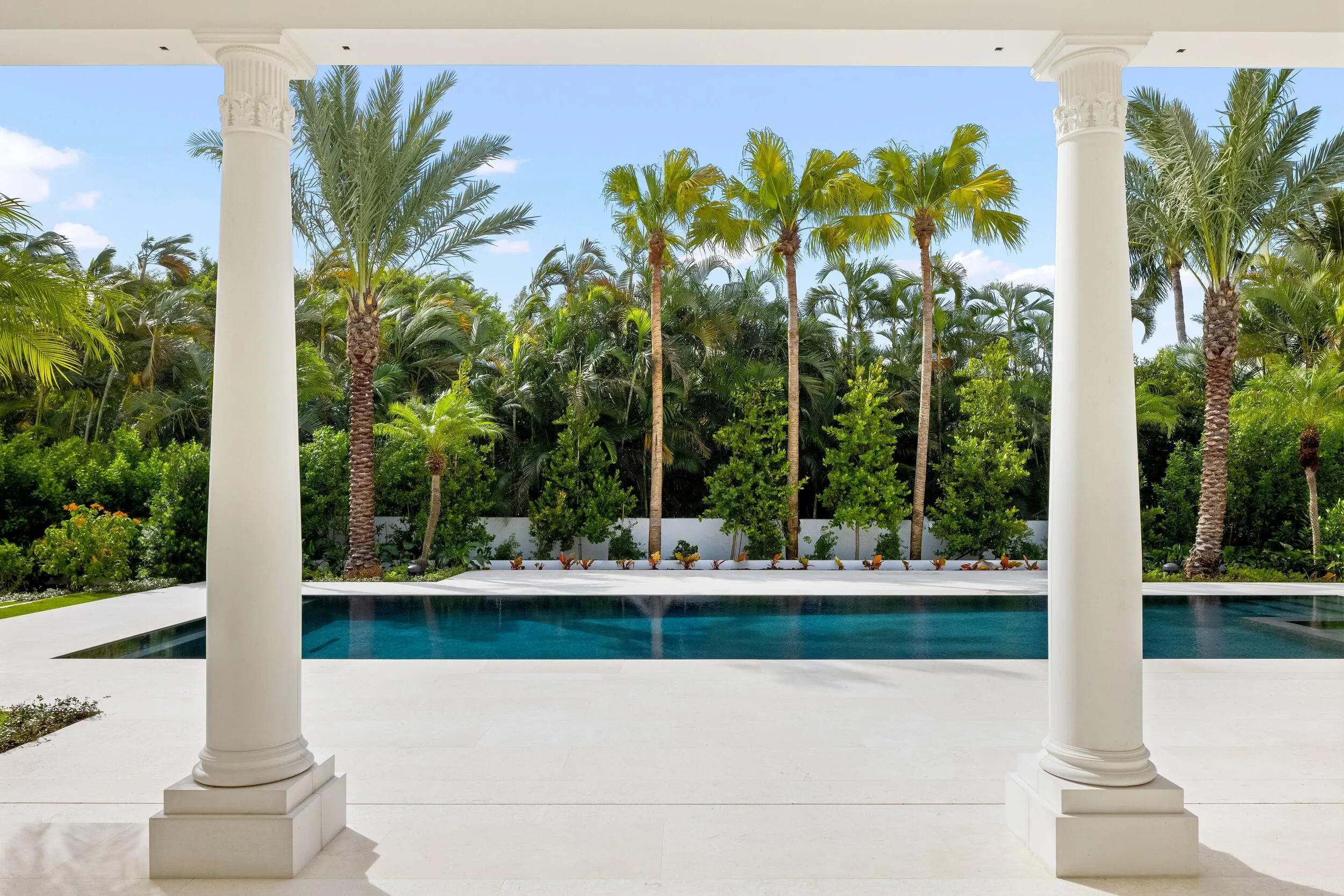 200 Regents Park Road
