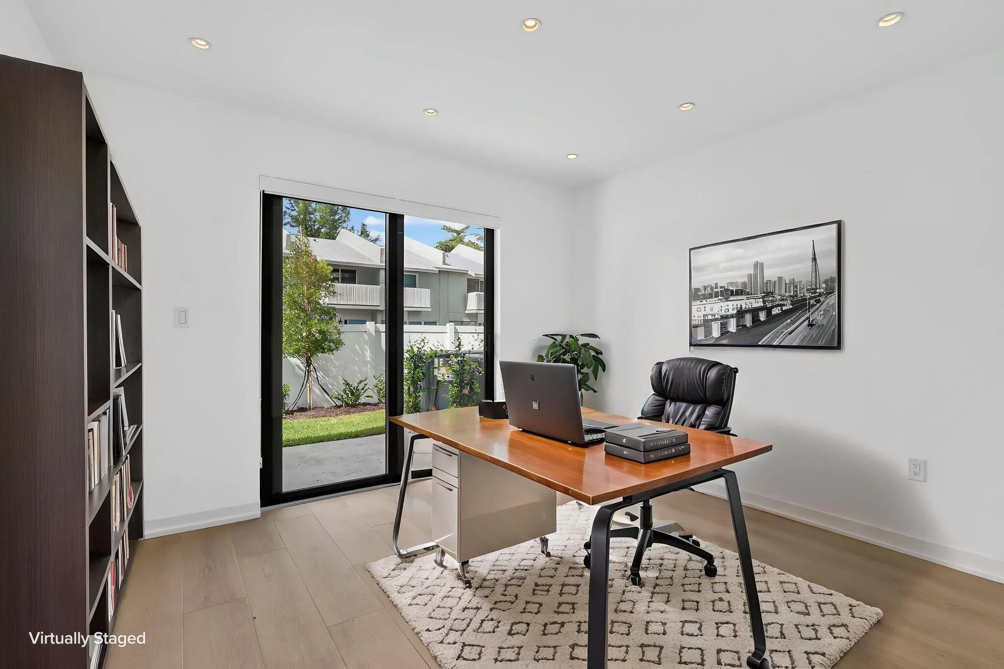 325 NE 20TH Avenue #Th a