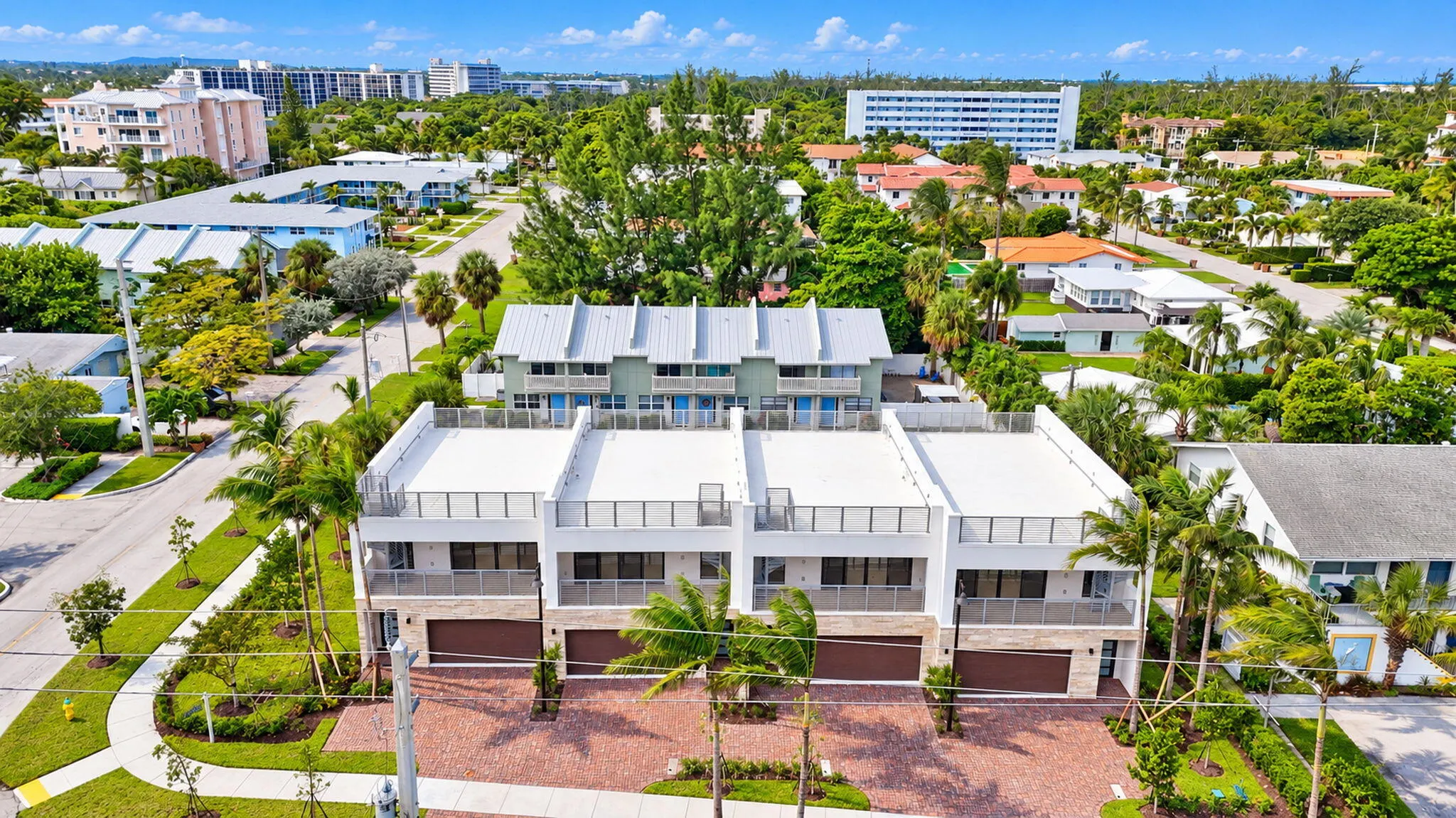 325 NE 20TH Avenue #Th a