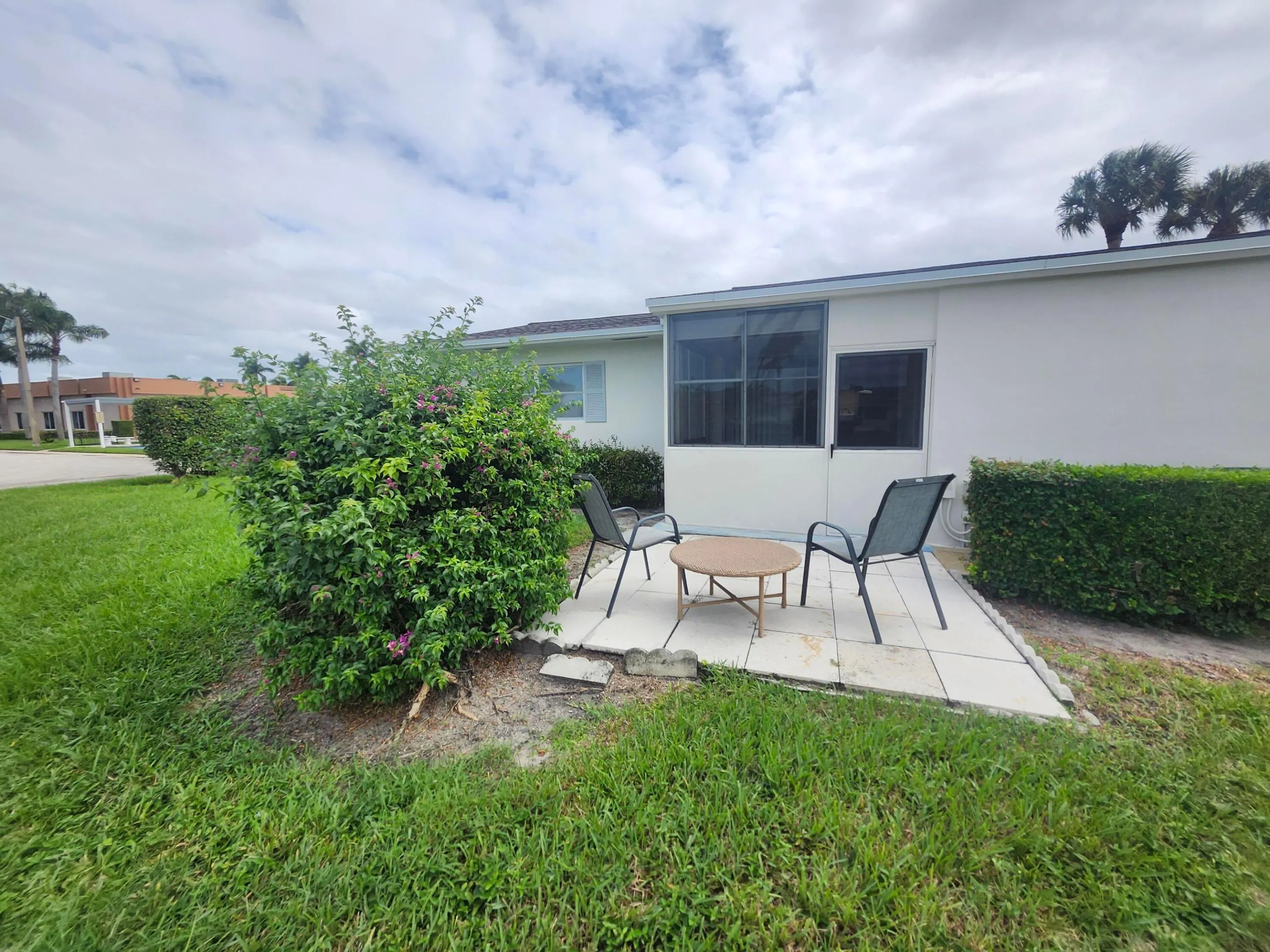 2667 Dudley Drive E #H