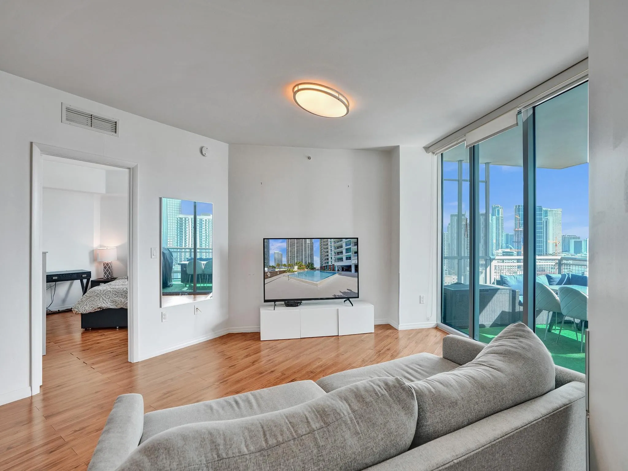 350 S MIAMI Avenue #2805