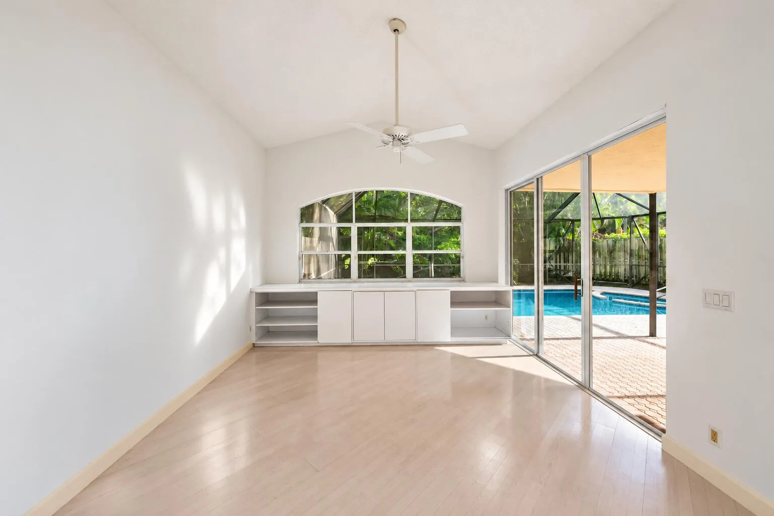 12563 MALLET Circle