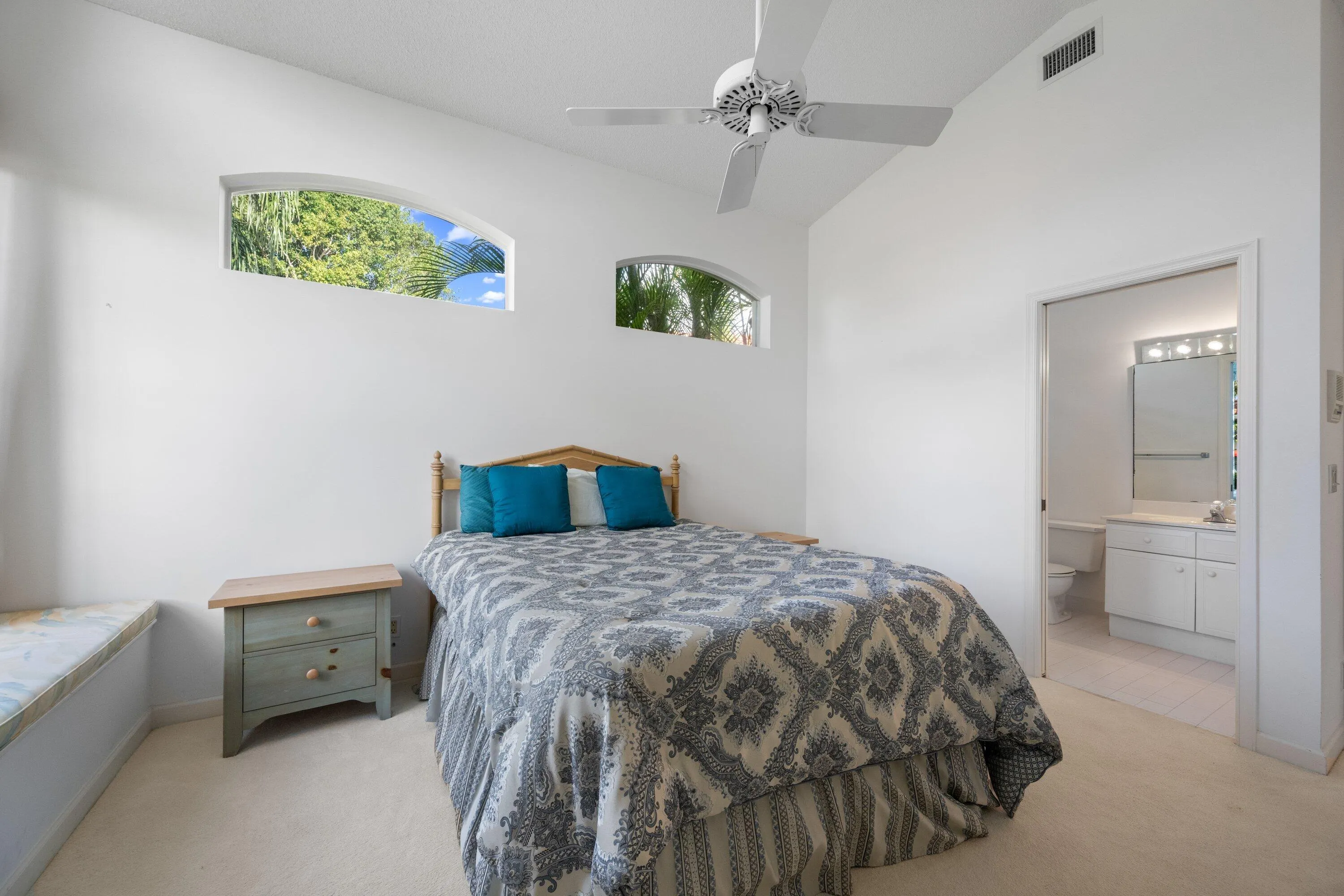 12563 MALLET Circle