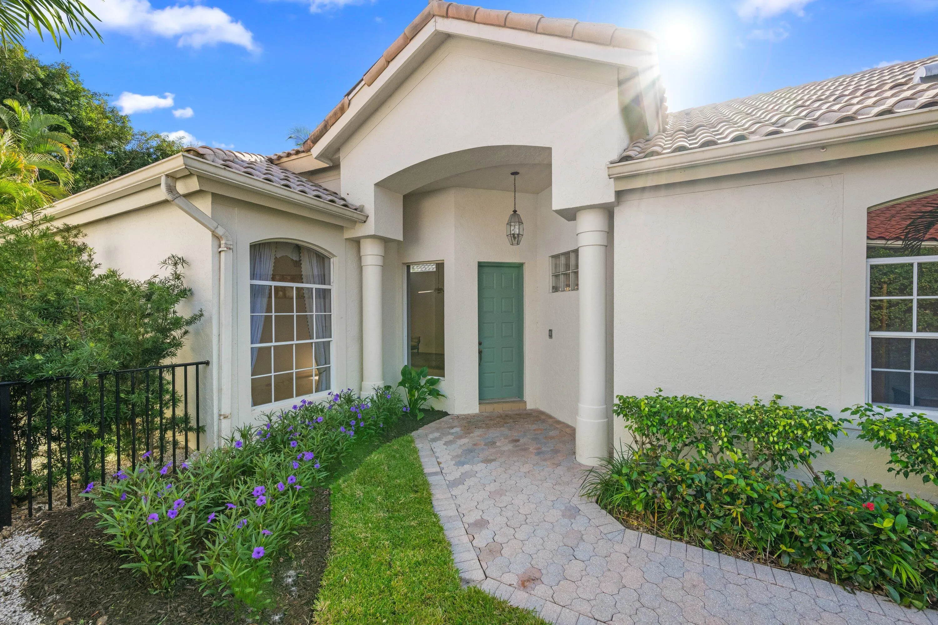 12563 MALLET Circle