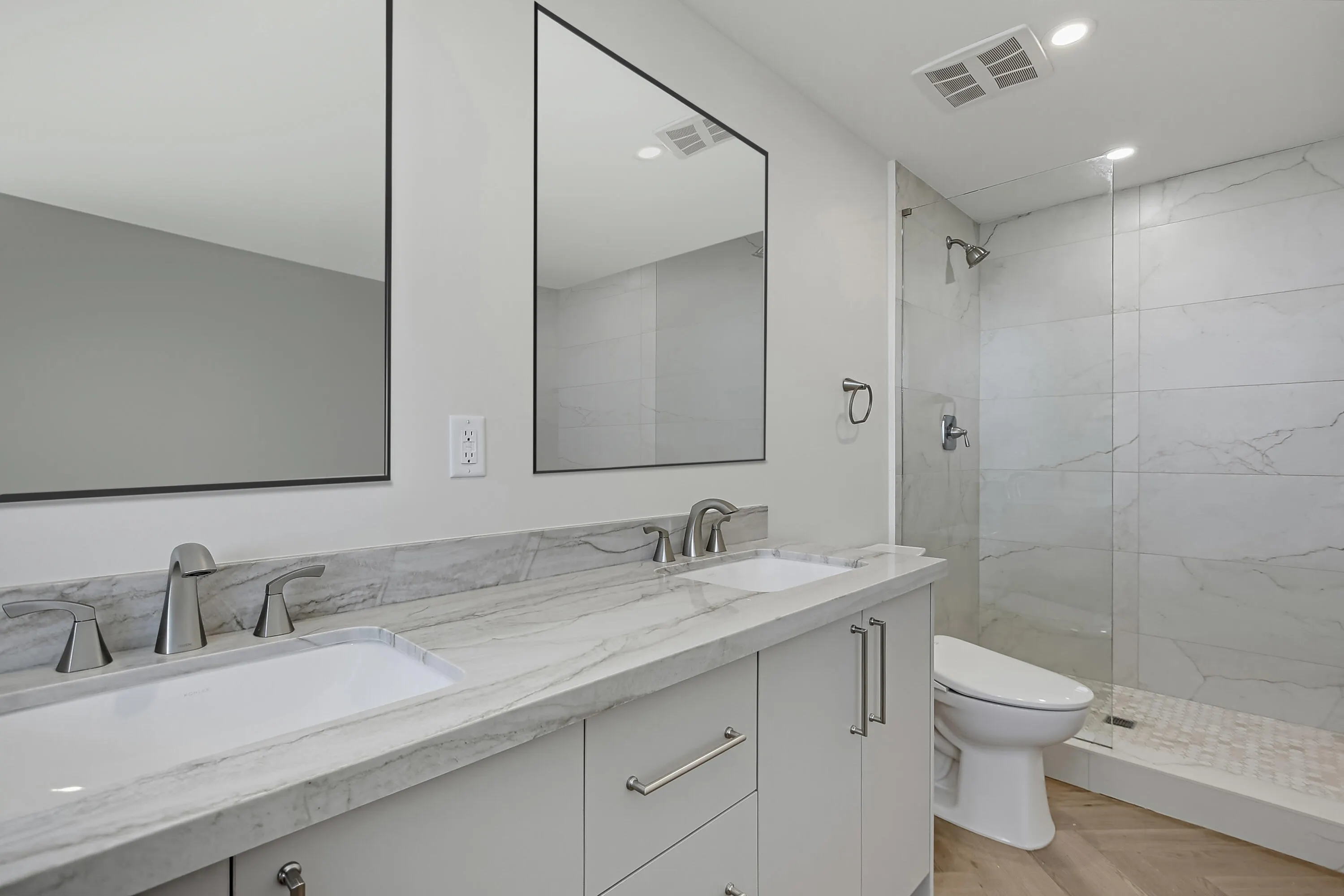 888 INTRACOASTAL Drive #16E