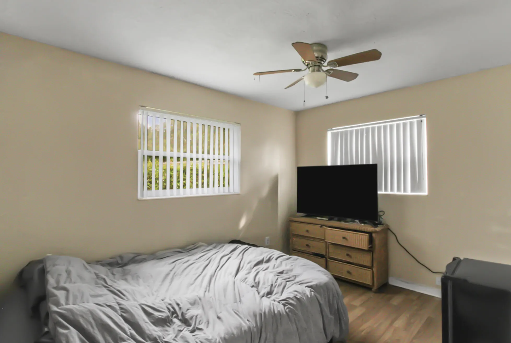 5877 Fair Green Road