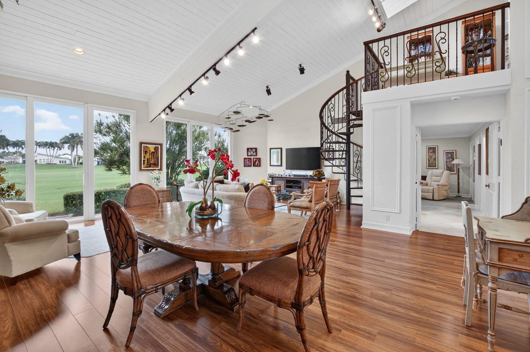 7603 CEDARWOOD Circle