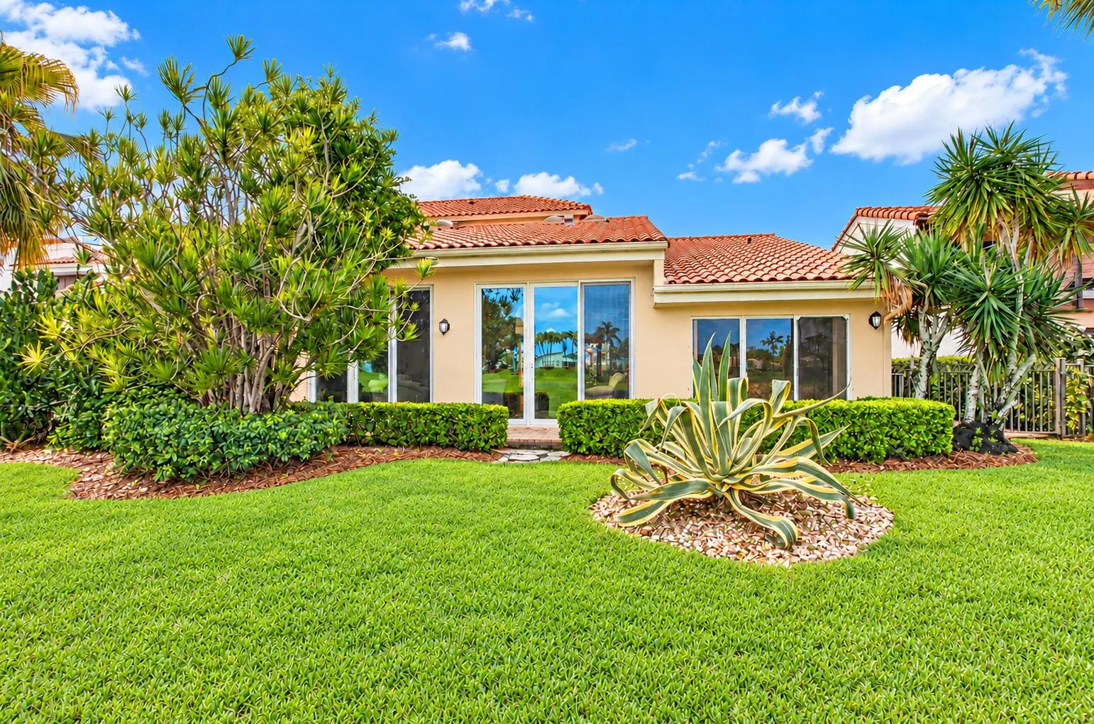 7603 CEDARWOOD Circle