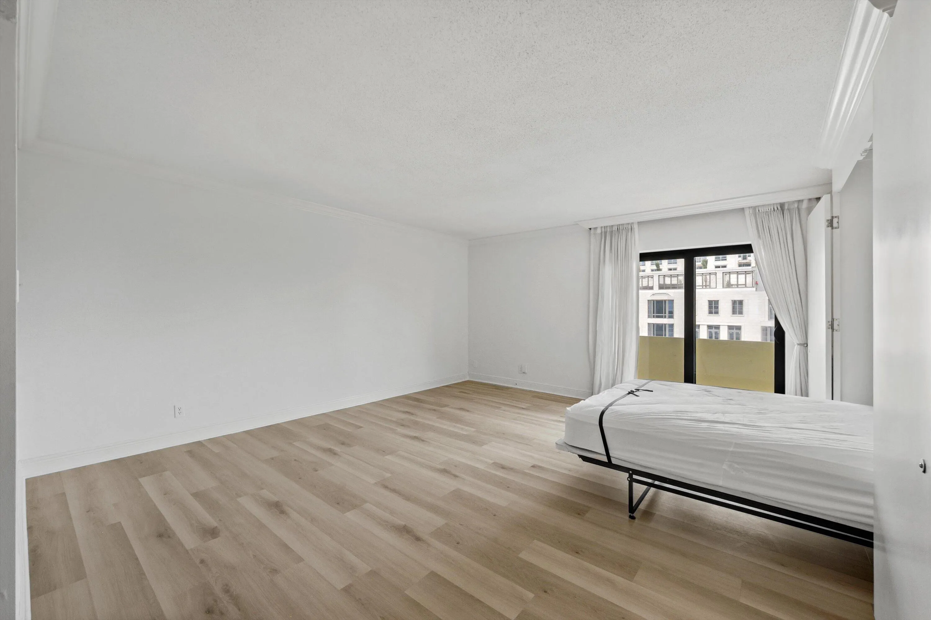 1501 S FLAGLER Drive #4C