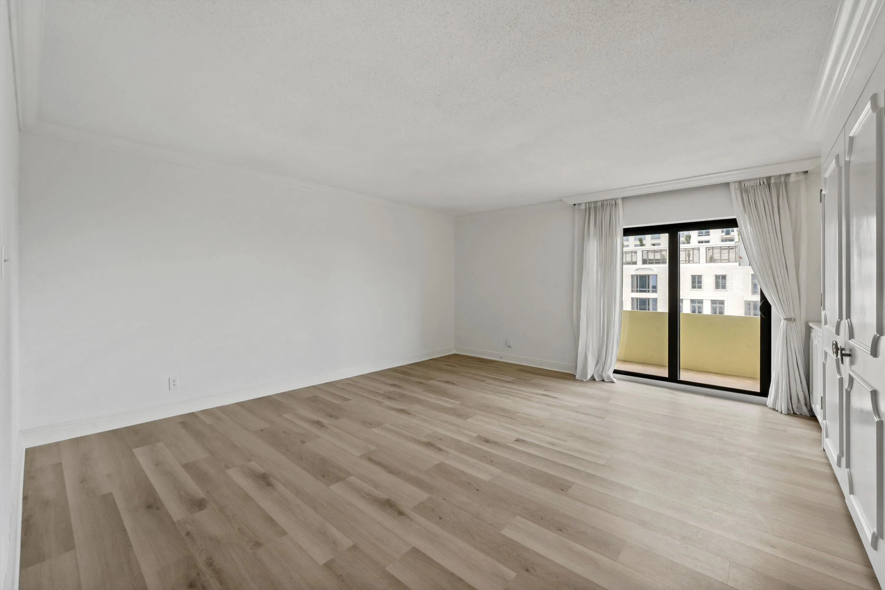 1501 S FLAGLER Drive #4C