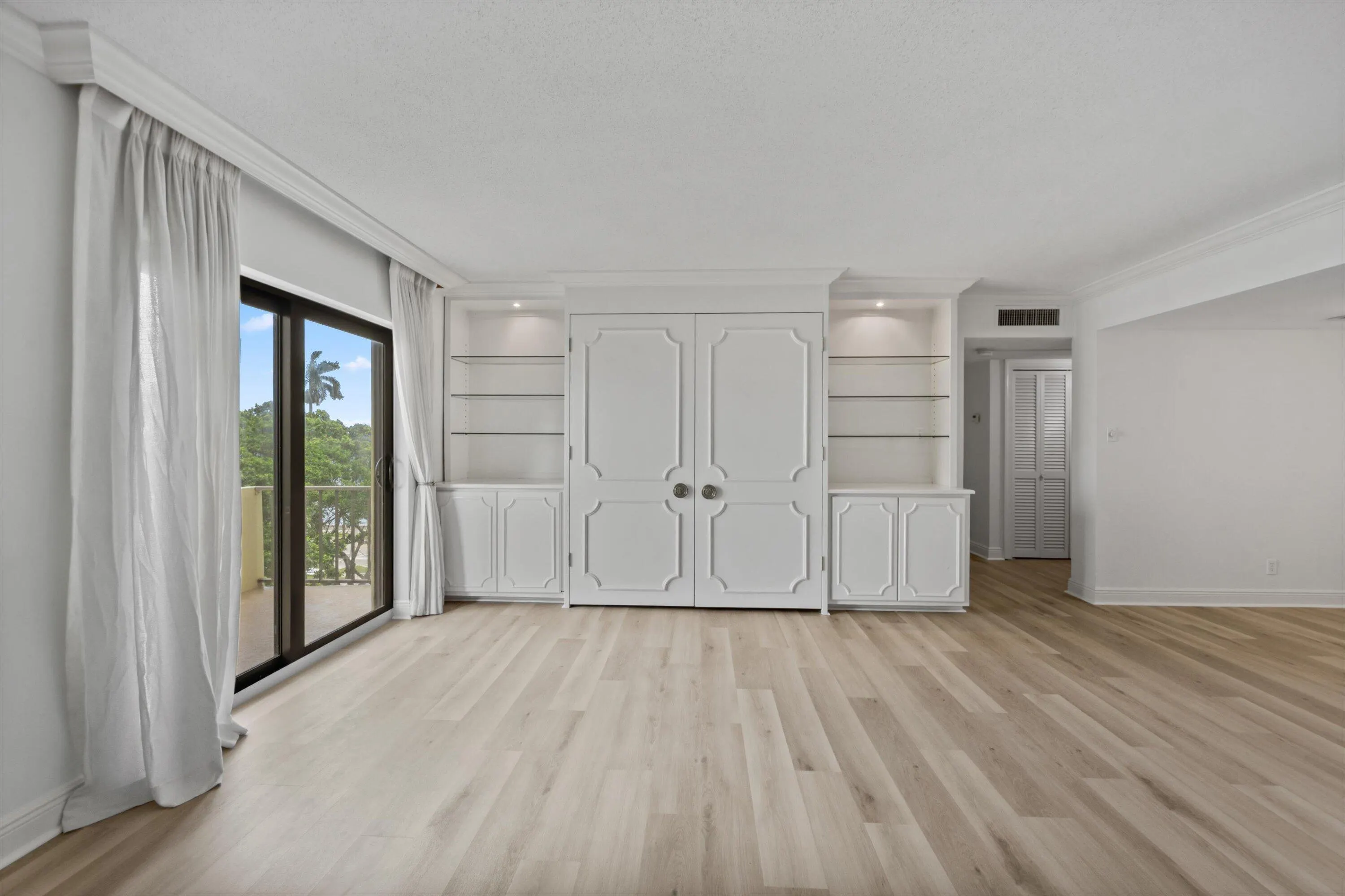 1501 S FLAGLER Drive #4C